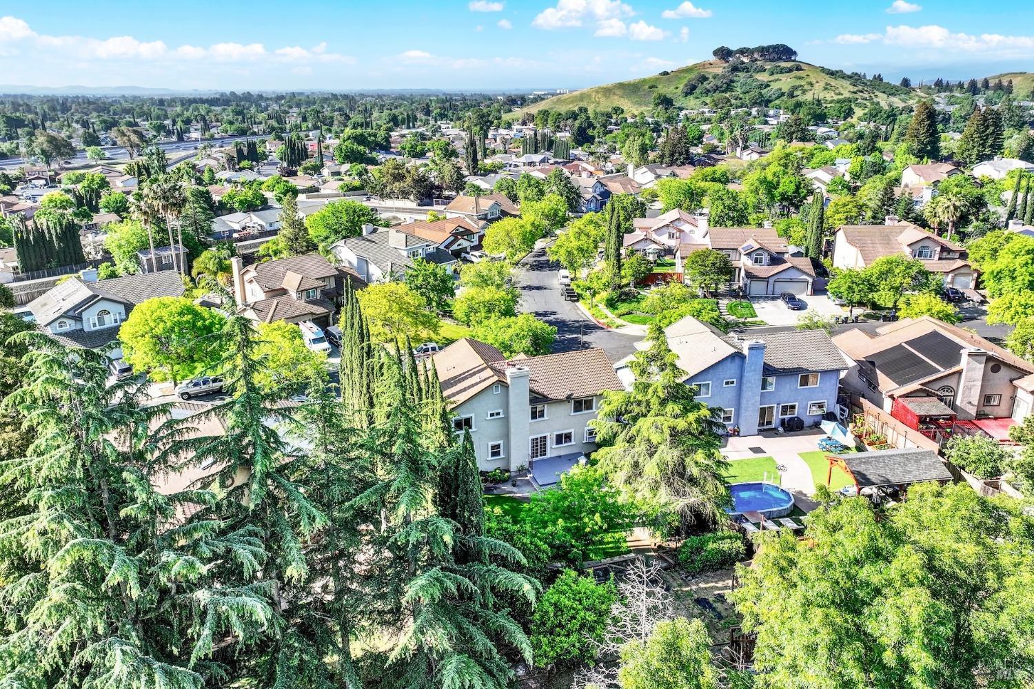 Fairfield, California, 94534, United States, 5 Bedrooms Bedrooms, ,3 BathroomsBathrooms,Residential,For Sale,1839073