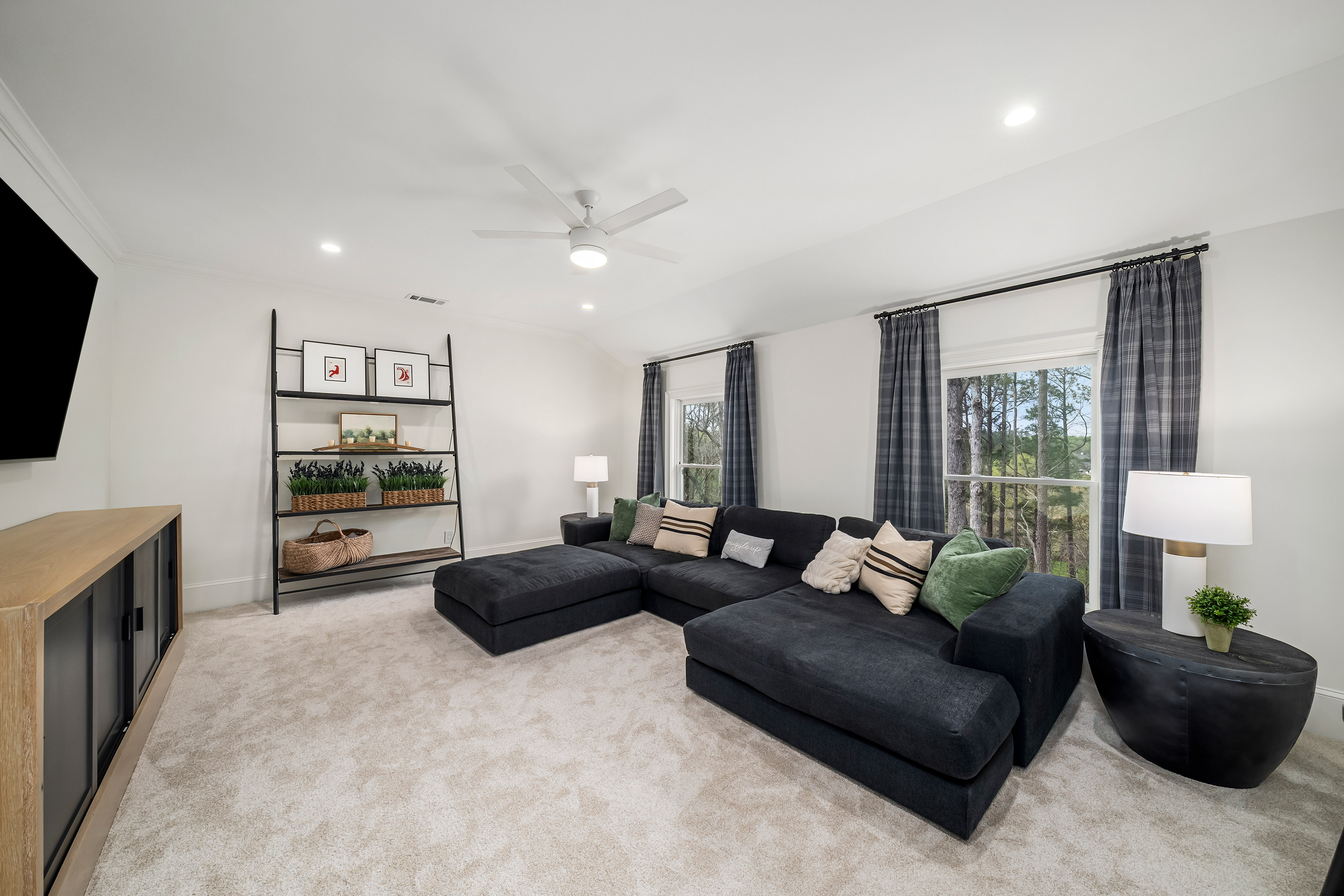  Meticulously Updated Milton Home - 物件實景