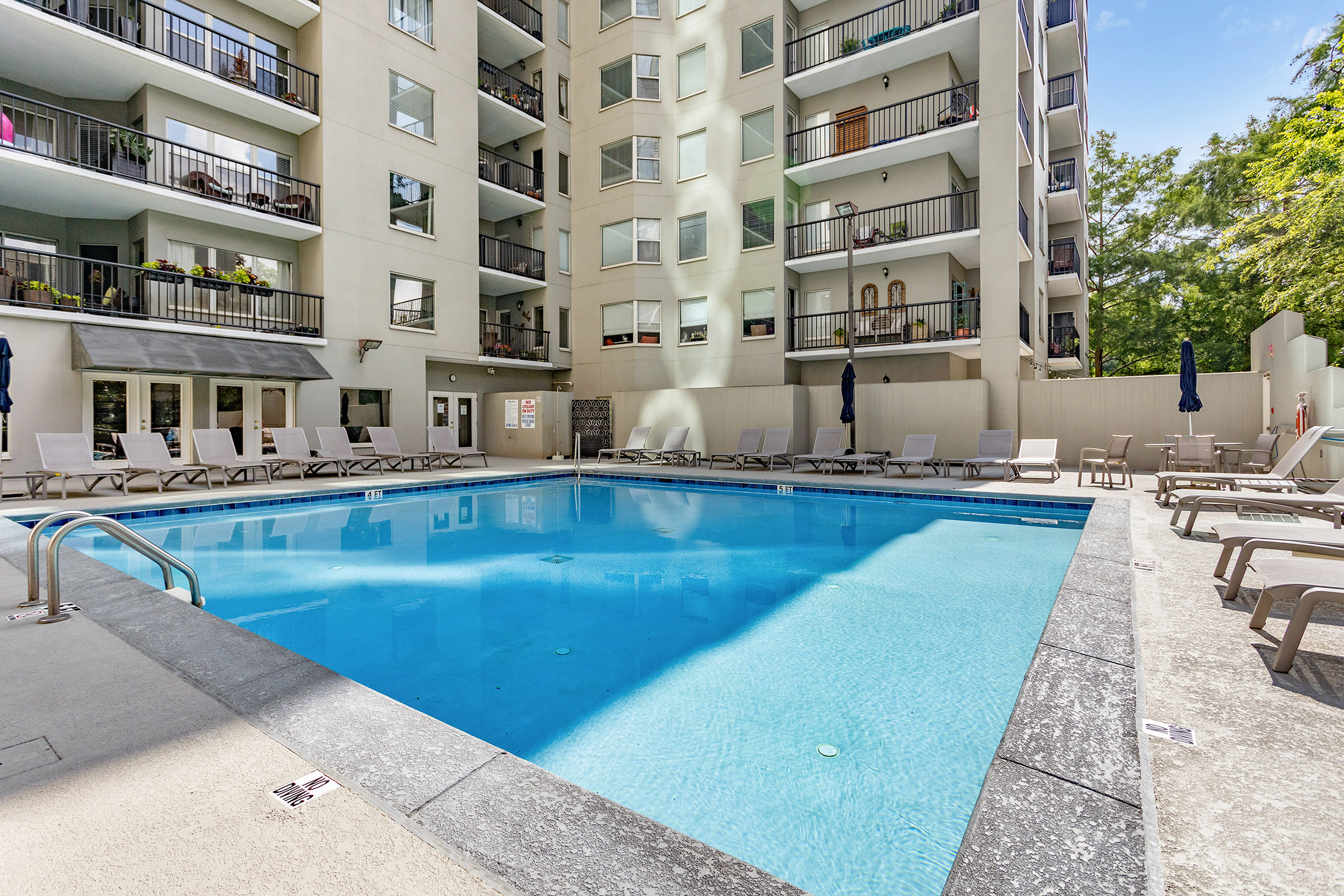 Chic Midtown Flat Completely Updated - 物件實景