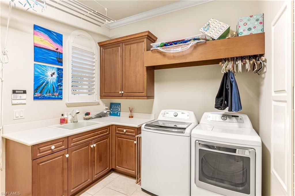 NAPLES, Florida, 34113, United States, 4 Bedrooms Bedrooms, ,5 BathroomsBathrooms,Residential,For Sale,2017317