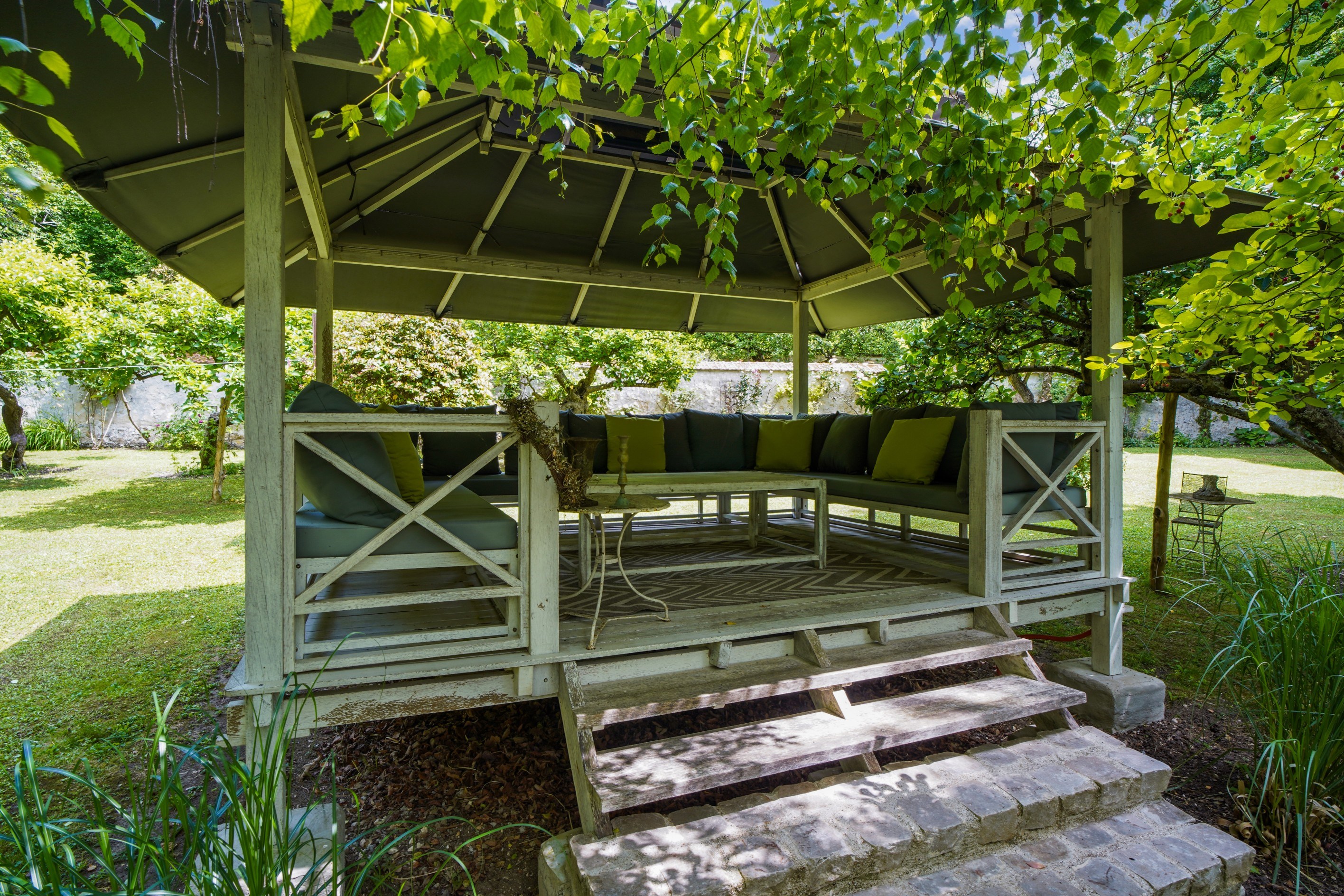  CHARMING PROPERTY ON THE OUTSKIRTS OF PARIS - 物件實景