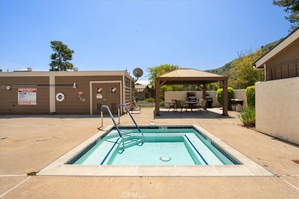 Fallbrook, California, 92028, United States, 2 Bedrooms Bedrooms, ,2 BathroomsBathrooms,Residential,For Sale,1786026