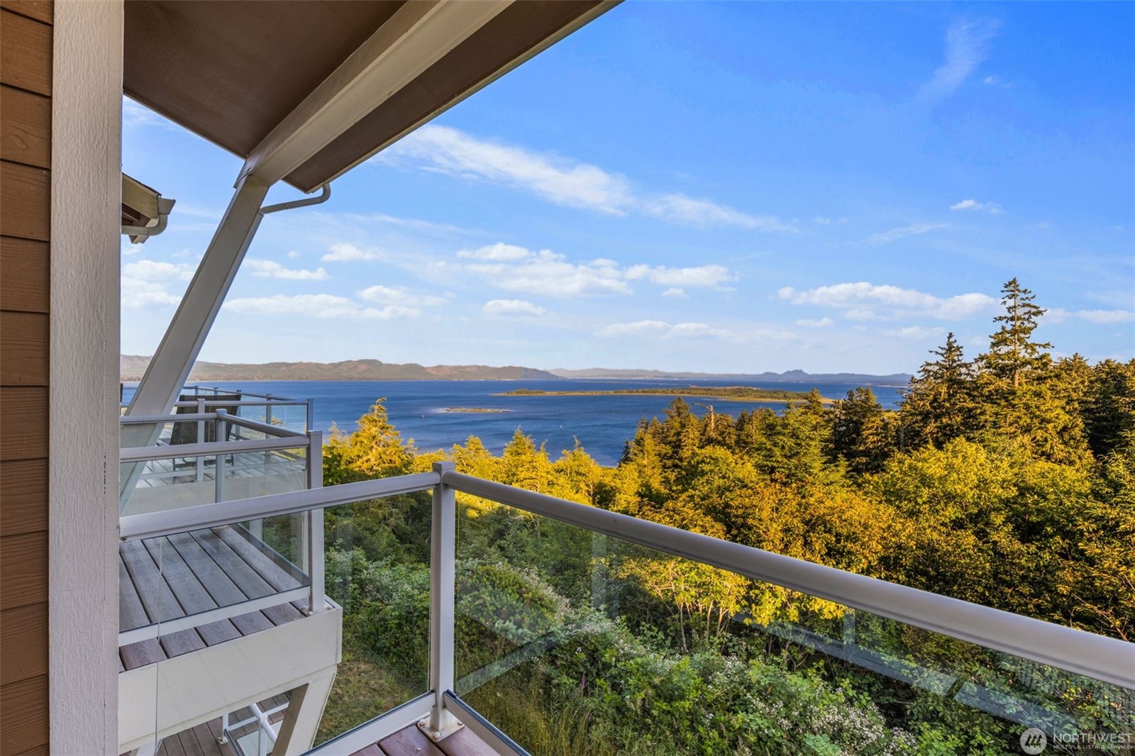 Ilwaco, Washington, 98624, United States, 3 Bedrooms Bedrooms, ,3 BathroomsBathrooms,Residential,For Sale,1978270