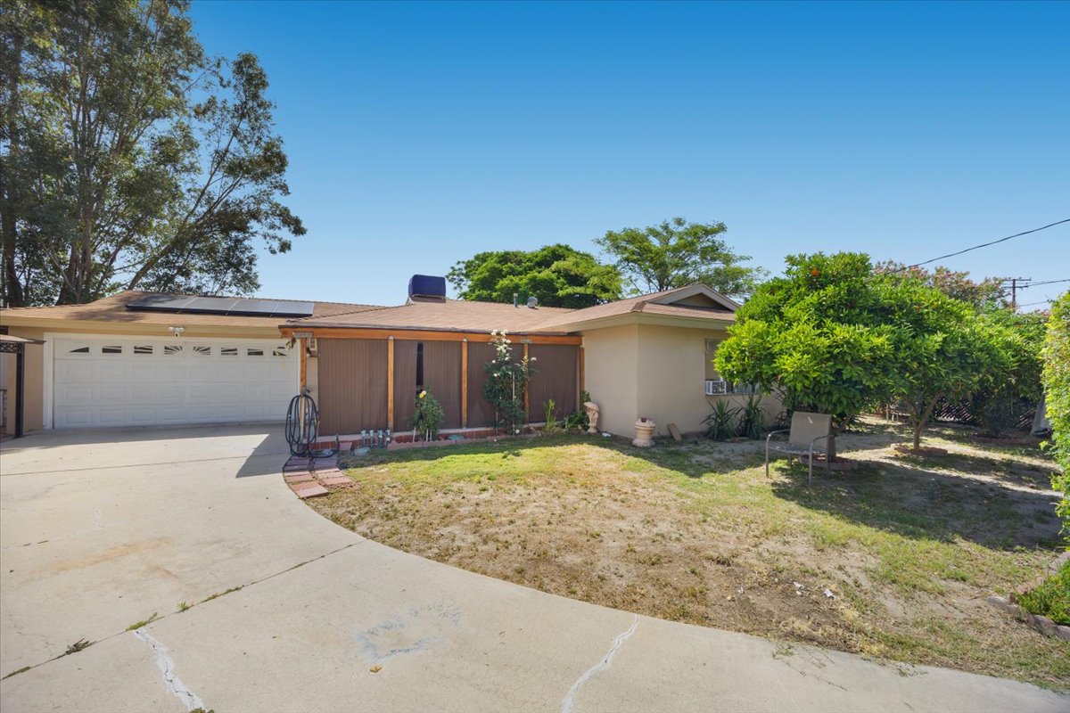 San Jacinto, California, 92583, United States, 6 Bedrooms Bedrooms, ,4 BathroomsBathrooms,Residential,For Sale,1977505