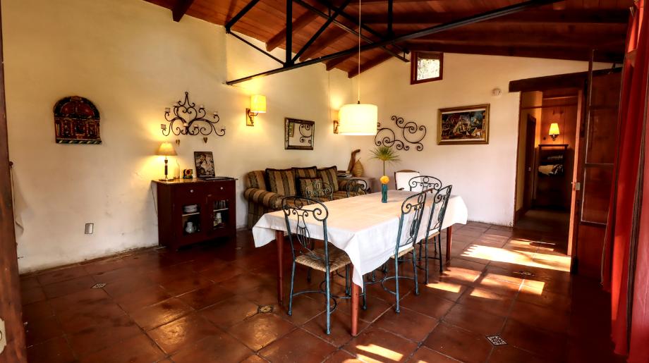 Morelia, Michoacán de Ocampo, 58341, Mexico, 1 Bedroom Bedrooms, ,Residential,For Sale,1994842