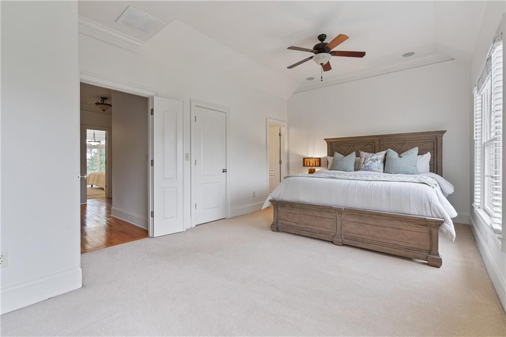 Sandy Springs, Georgia, 30328, United States, 2 Bedrooms Bedrooms, ,4 BathroomsBathrooms,Residential,For Sale,1923426