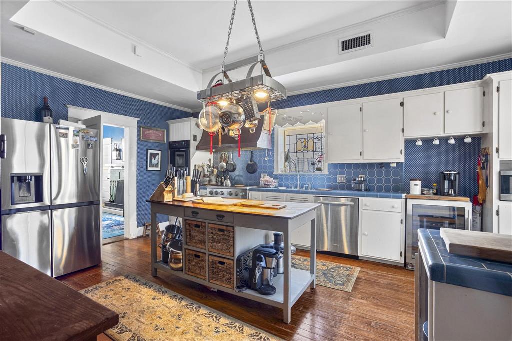 Lake Charles, Louisiana, 70601, United States, 4 Bedrooms Bedrooms, ,4 BathroomsBathrooms,Residential,For Sale,1977603