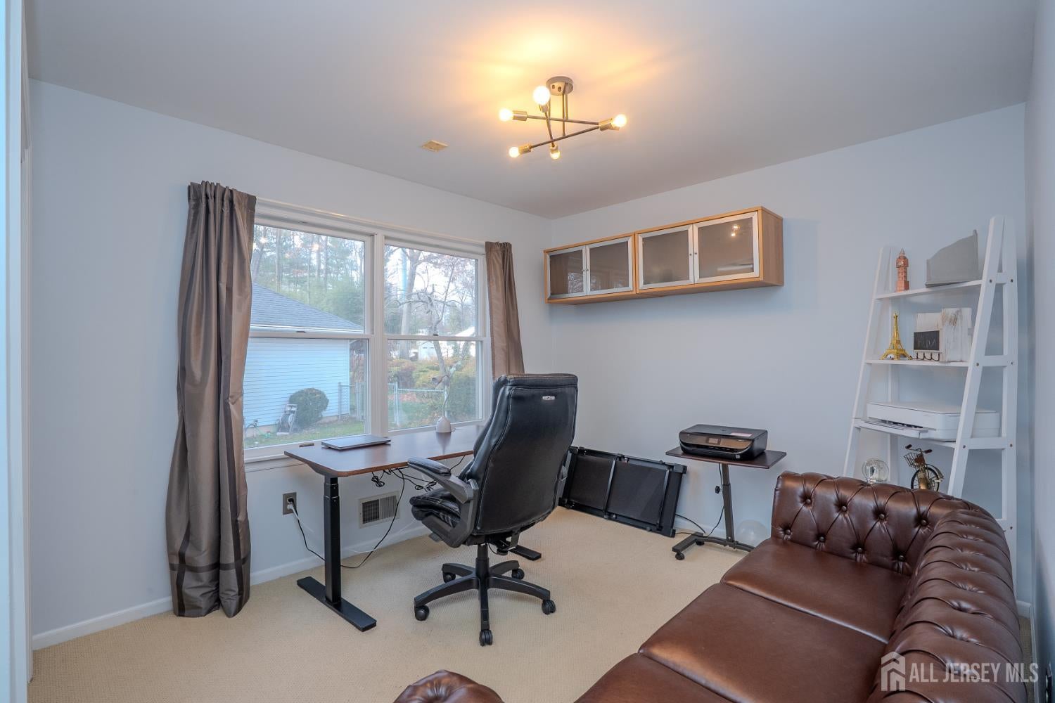 North Brunswick, New Jersey, 08902, United States, 5 Bedrooms Bedrooms, ,3 BathroomsBathrooms,Residential,For Sale,2002843