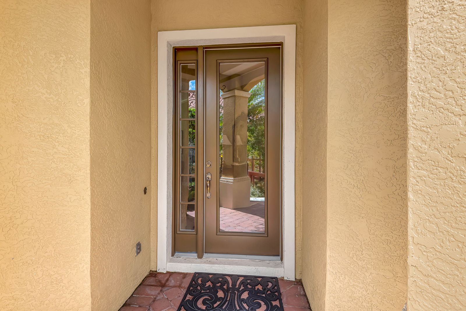 Lakewood, Florida, 34202, United States, 2 Bedrooms Bedrooms, ,2 BathroomsBathrooms,Residential,For Sale,1974879