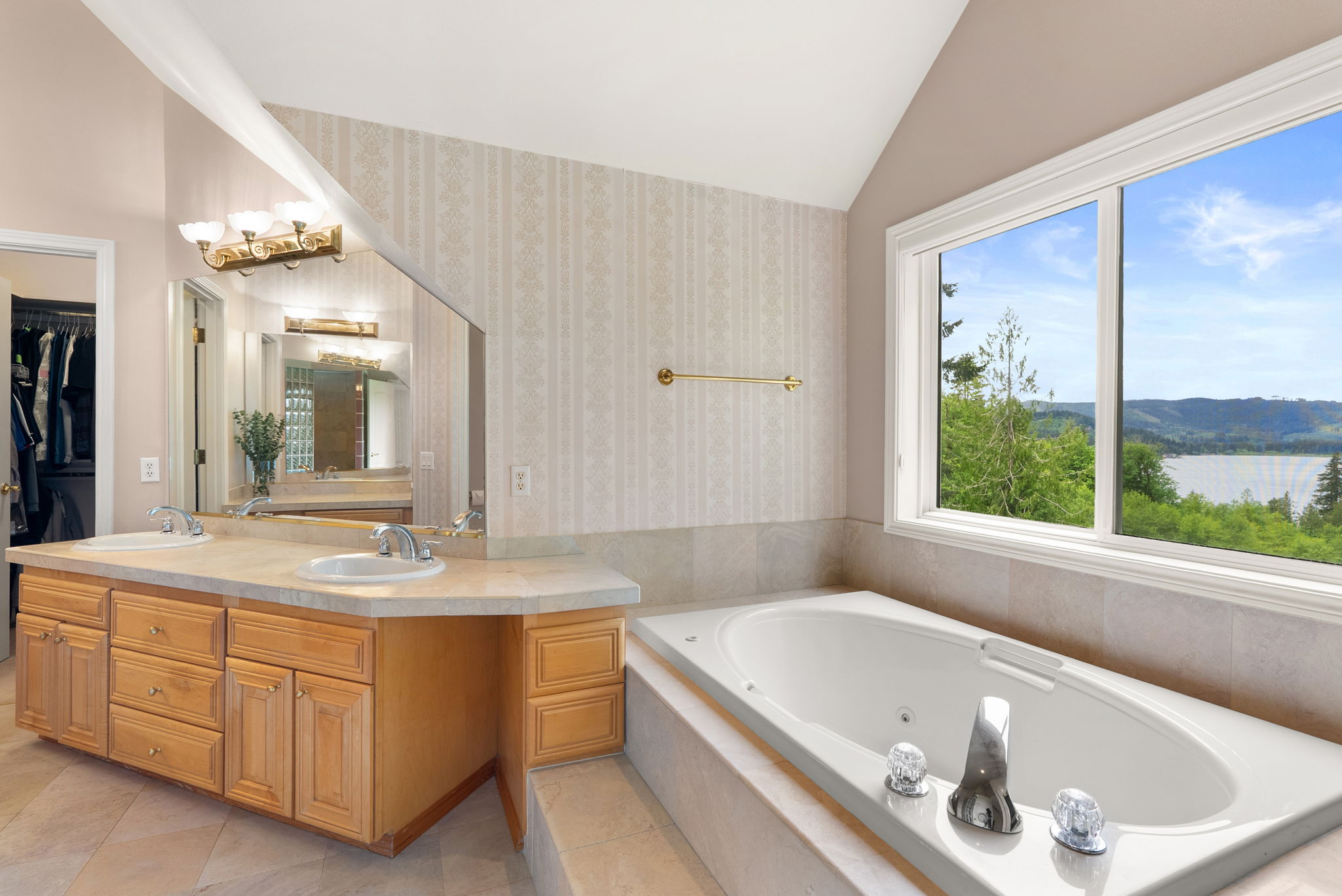  1410 Summit Lake Shore RD NW Olympia, WA 98502 - 物件實景