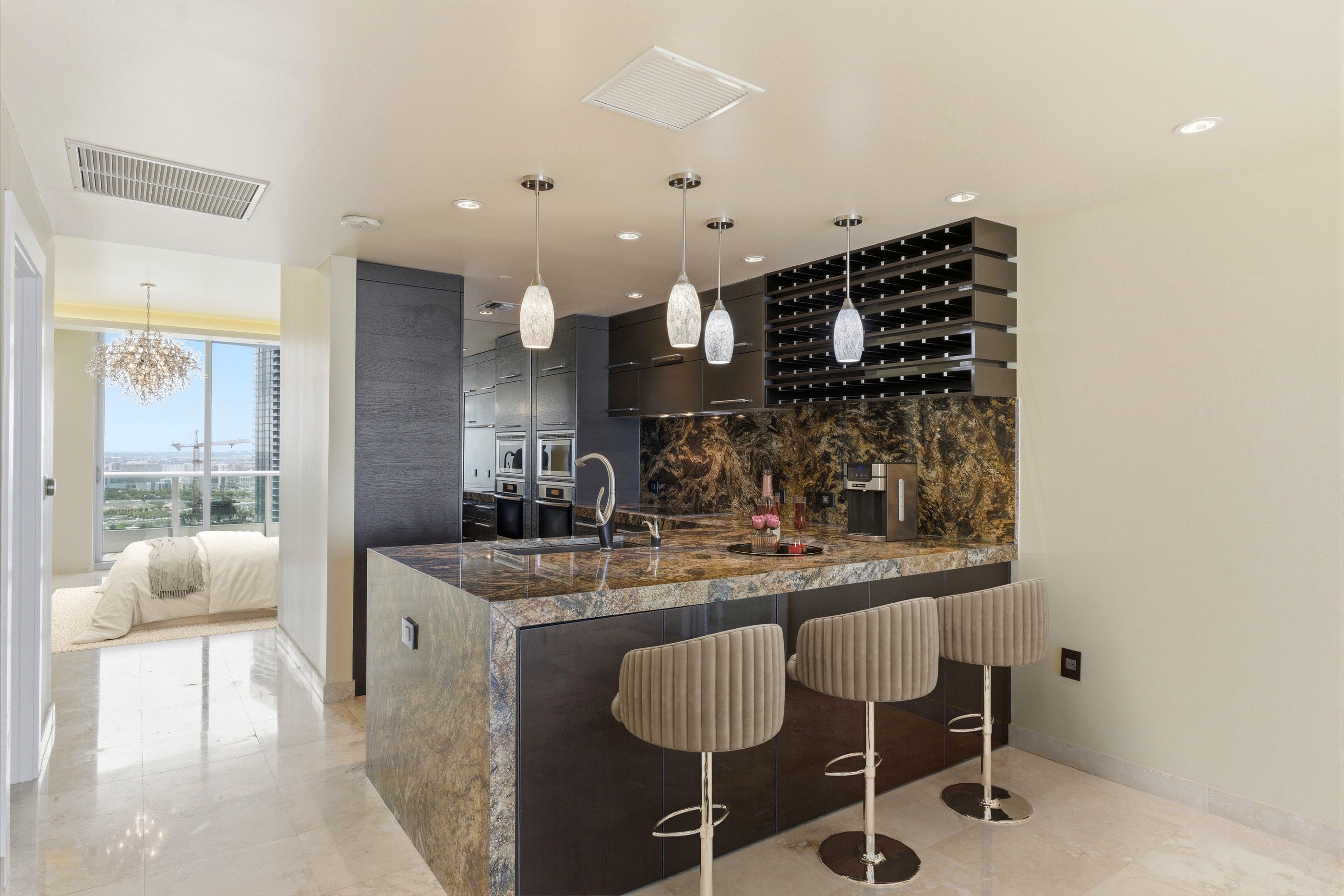  900 Biscayne Blvd, Miami, FL, 33132 - 物件實景
