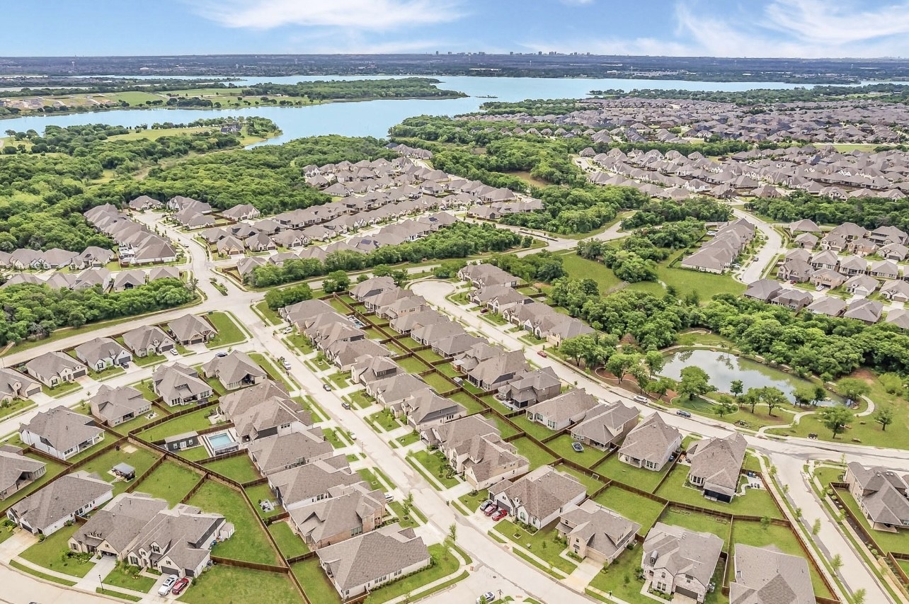 Oak Point, Texas, 75068, United States, 4 Bedrooms Bedrooms, ,4 BathroomsBathrooms,Residential,For Sale,1794276