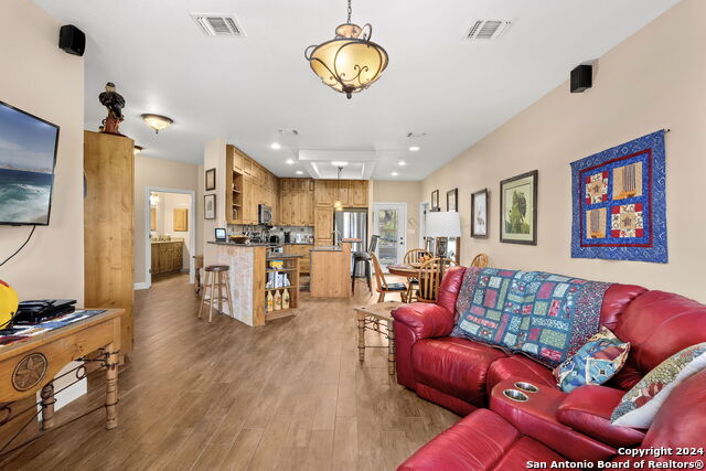 499 SADDLEBACK RIDGE TRL, Bandera, Texas, 78003, United States, 3 Bedrooms Bedrooms, ,3 BathroomsBathrooms,Residential,For Sale,499 SADDLEBACK RIDGE TRL,1618821