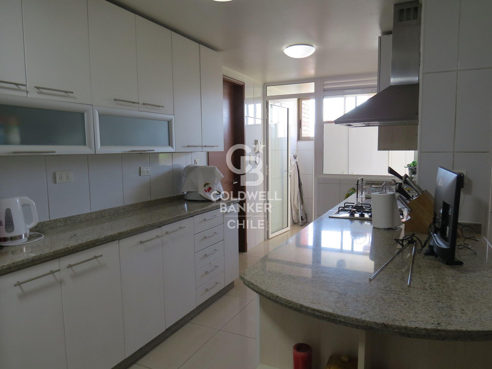 Las Condes, Chile, 3 Bedrooms Bedrooms, ,4 BathroomsBathrooms,Residential,For Sale,1877338