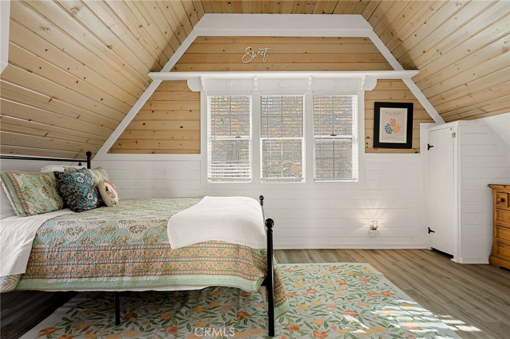 Lake Arrowhead, California, 92352, United States, 3 Bedrooms Bedrooms, ,2 BathroomsBathrooms,Residential,For Sale,1984793