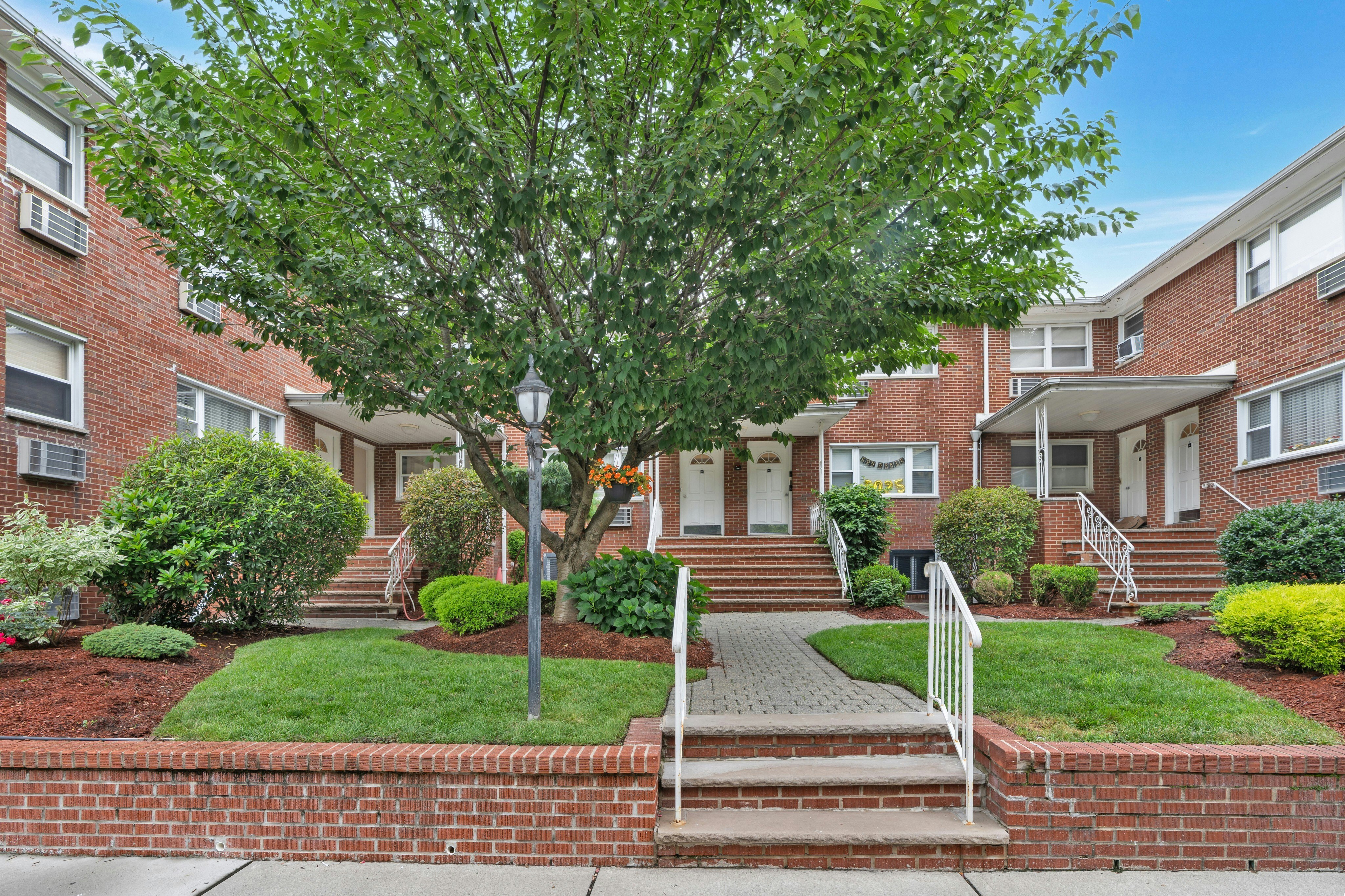  201 Oakdene Place, Cliffside Park, NJ 07010 - 物件實景
