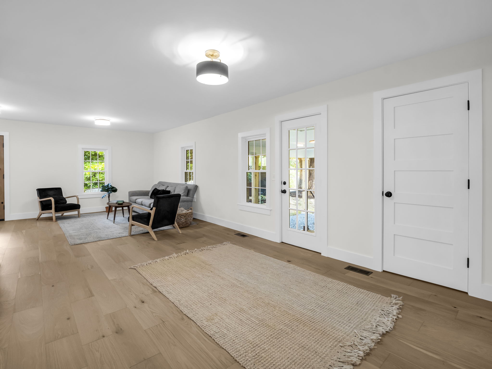 Tryon, North Carolina, 28782, United States, 3 Bedrooms Bedrooms, ,2 BathroomsBathrooms,Residential,For Sale,1927809