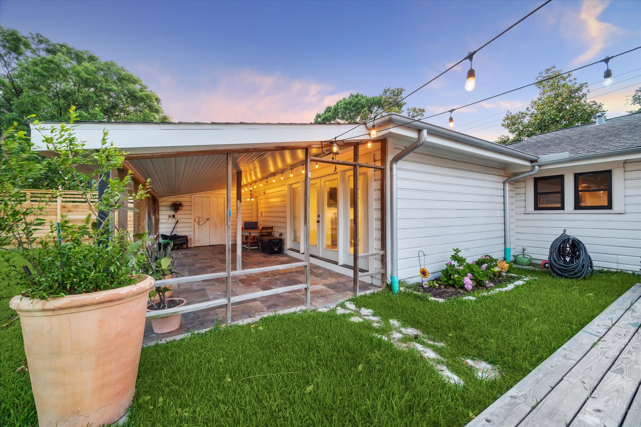  4509 Randwick Drive - 物件實景