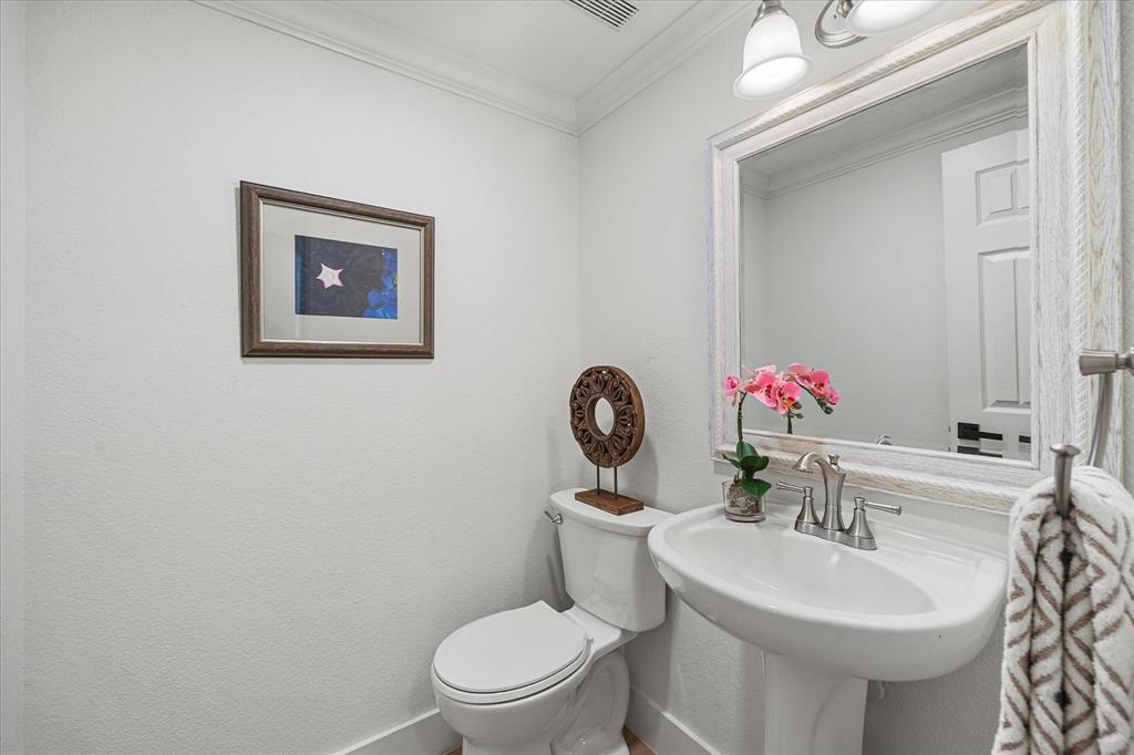 Rockwall, Texas, 75087, United States, 4 Bedrooms Bedrooms, ,3 BathroomsBathrooms,Residential,For Sale,1956984