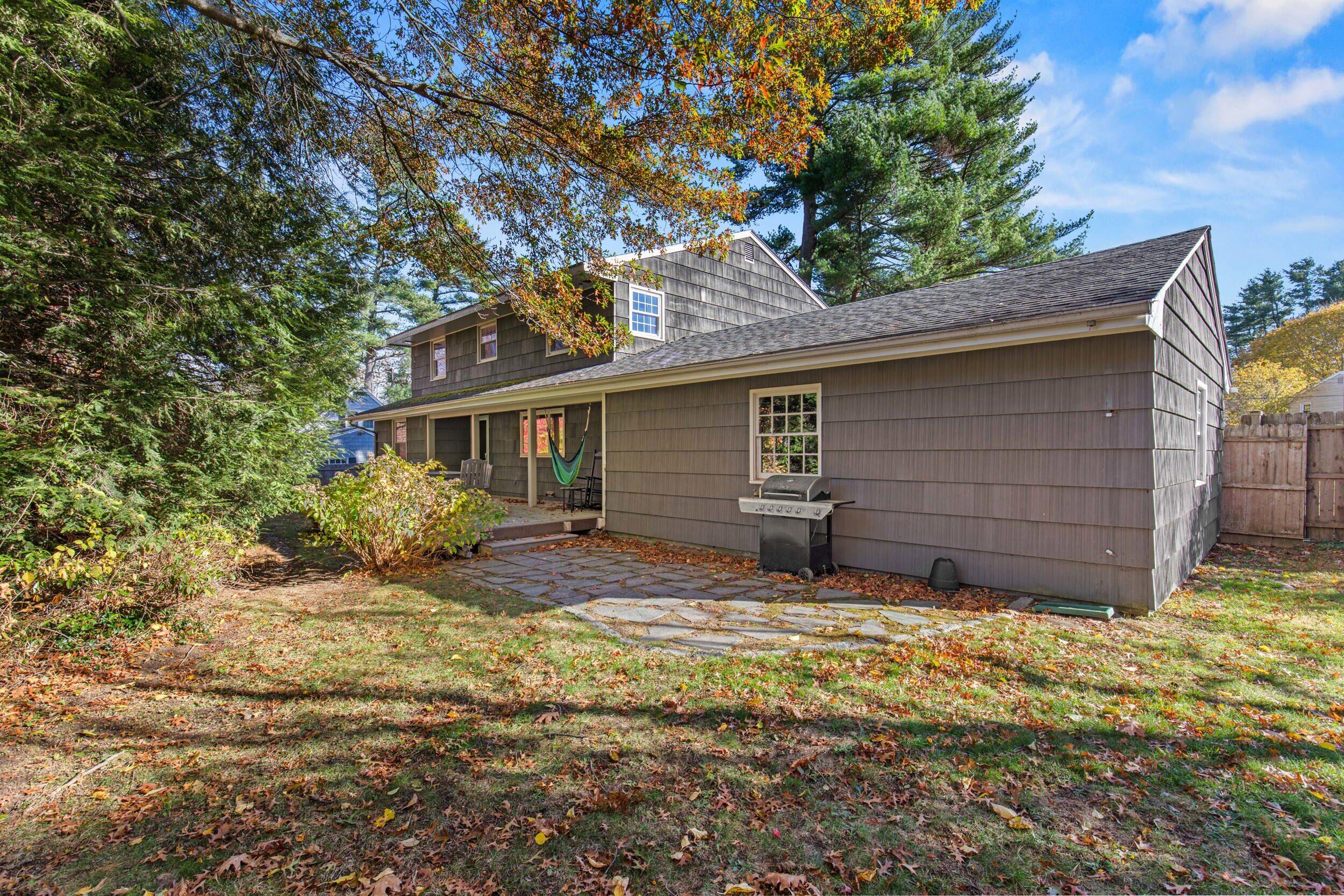 Portland, Maine, 04103, United States, 4 Bedrooms Bedrooms, ,2 BathroomsBathrooms,Residential,For Sale,1988552