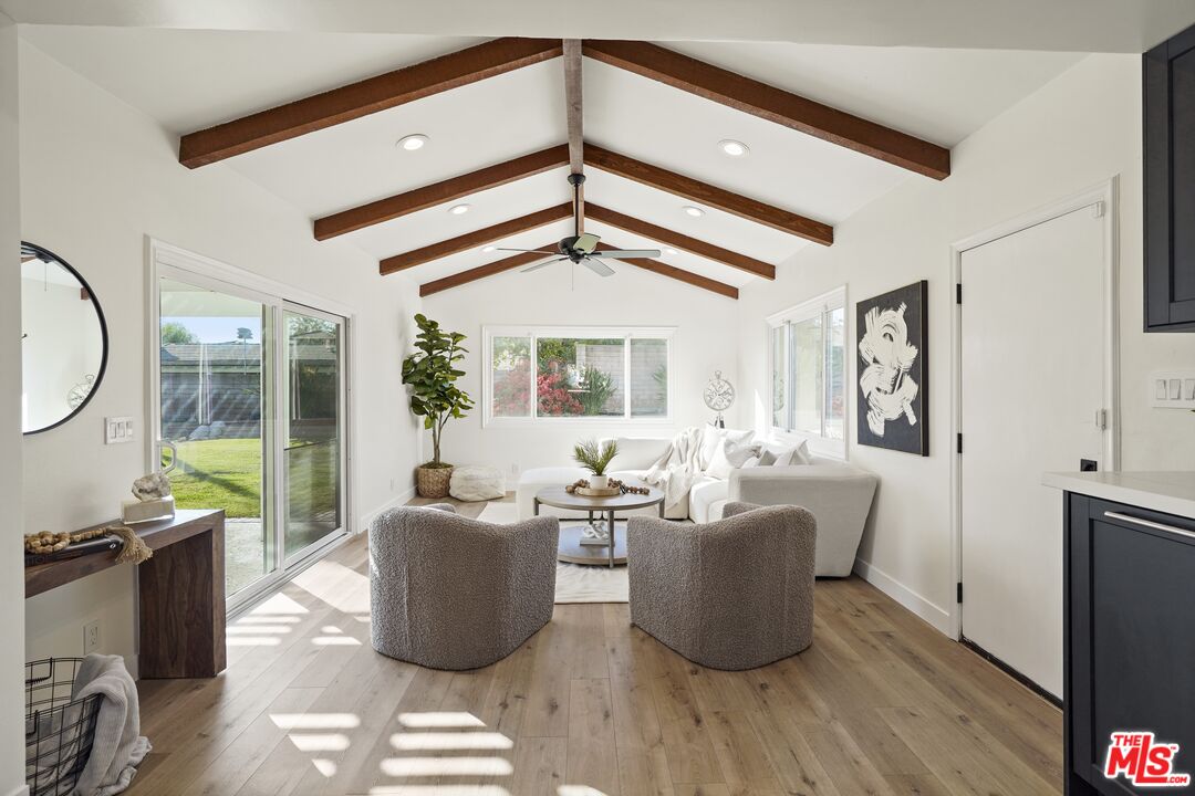 Porter Ranch, California, 91326, United States, 3 Bedrooms Bedrooms, ,2 BathroomsBathrooms,Residential,For Sale,1989253