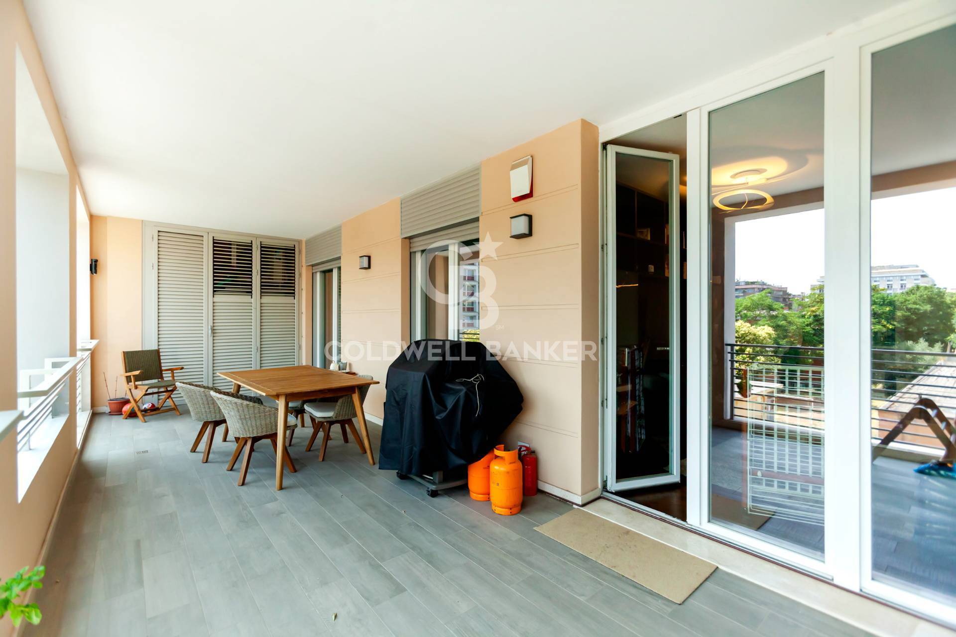 Roma, Roma, 00100, IT, 2 Bedrooms Bedrooms, ,2 BathroomsBathrooms,Residential,For Sale,1868220
