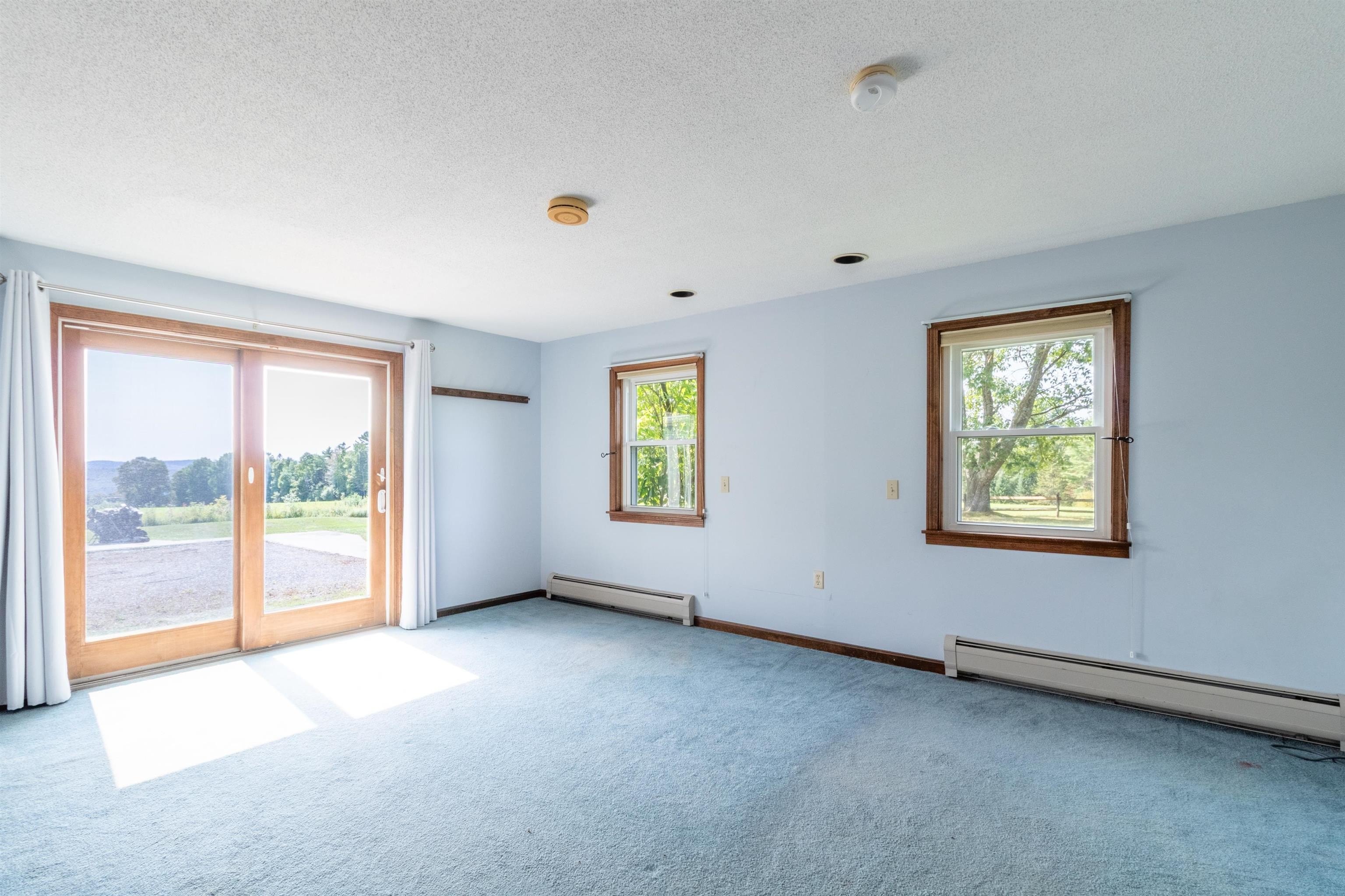 Lyndon, Vermont, 05851, United States, 3 Bedrooms Bedrooms, ,1 BathroomBathrooms,Residential,For Sale,1983968