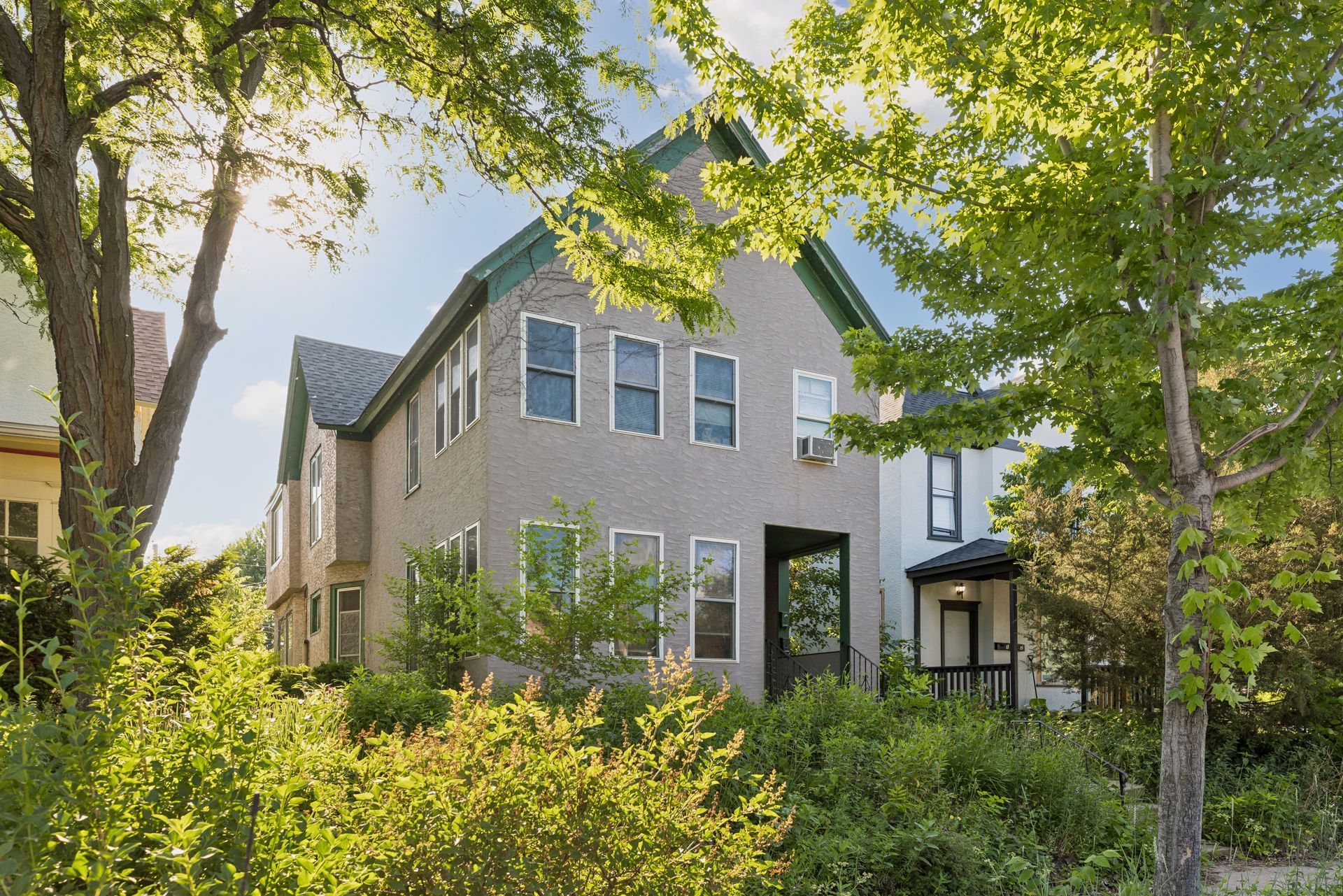  Thoughtfully Positioned Duplex Near Powderhorn Park - 物件實景