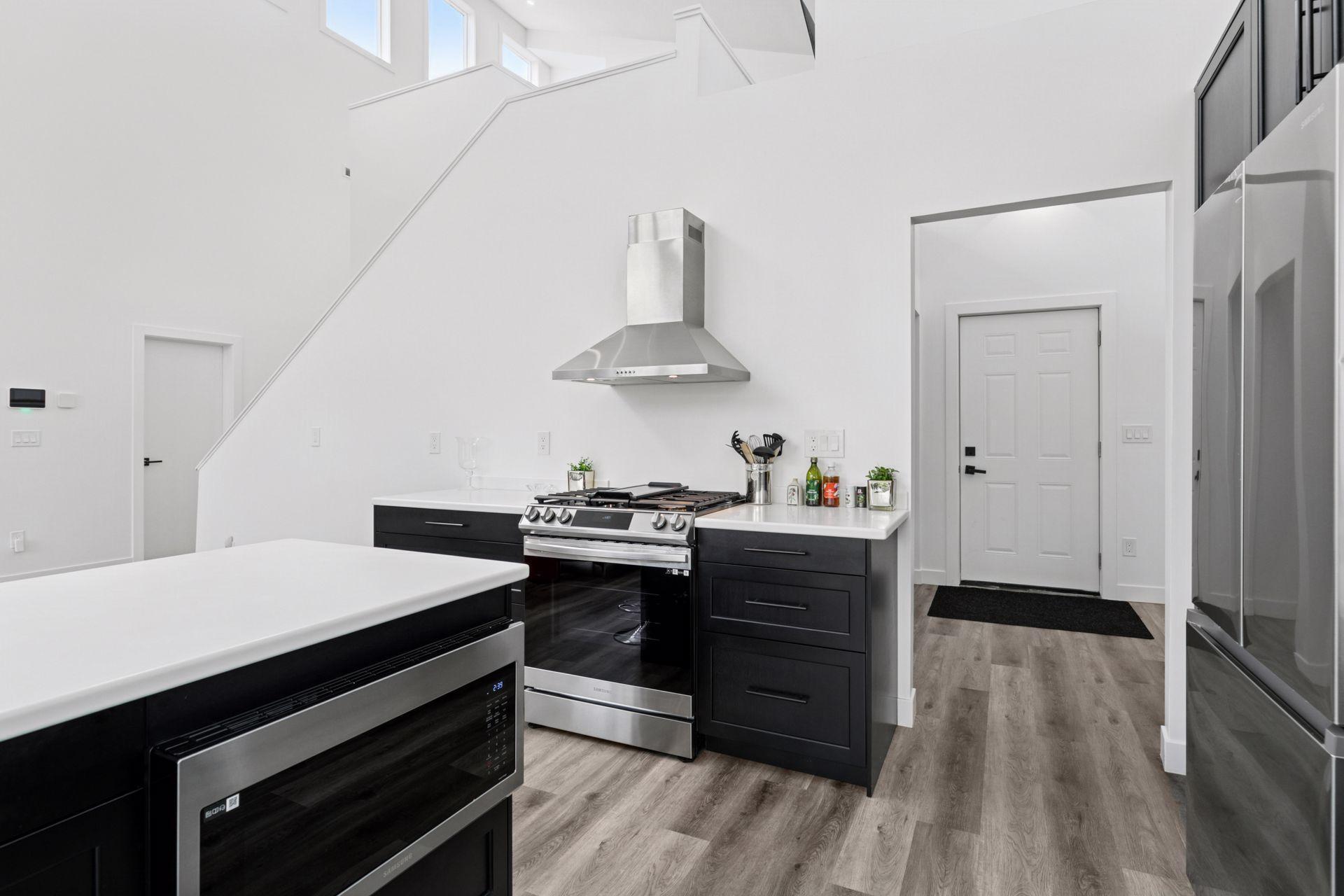 Wayzata, Minnesota, 55391, United States, 3 Bedrooms Bedrooms, ,4 BathroomsBathrooms,Residential,For Sale,1938784