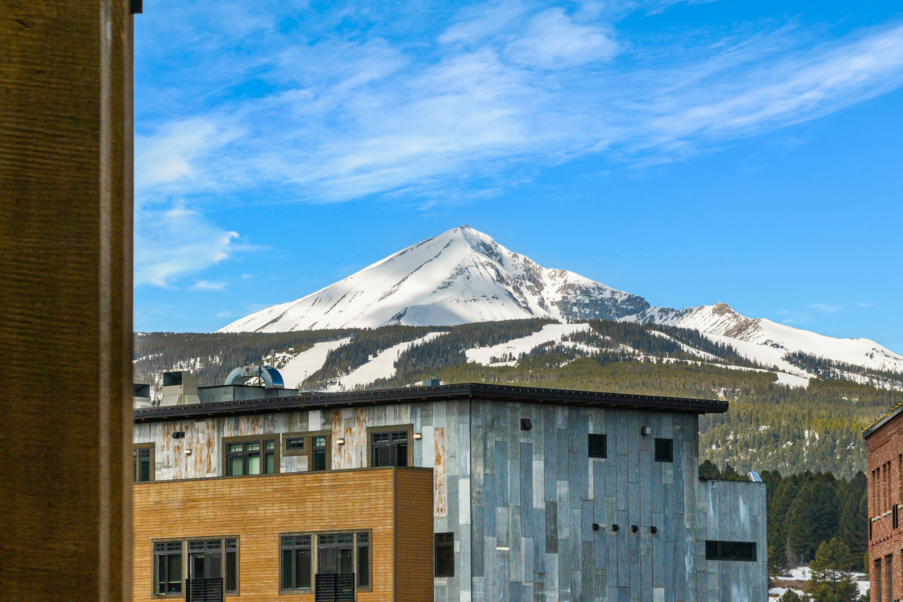  211 Town Center Ave, 2A - 物件實景