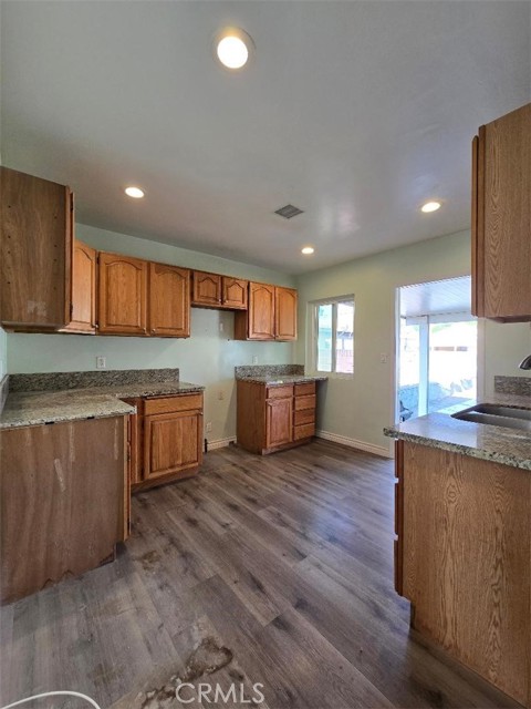 Norwalk, California, 90650, United States, 2 Bedrooms Bedrooms, ,1 BathroomBathrooms,Residential,For Sale,2005531