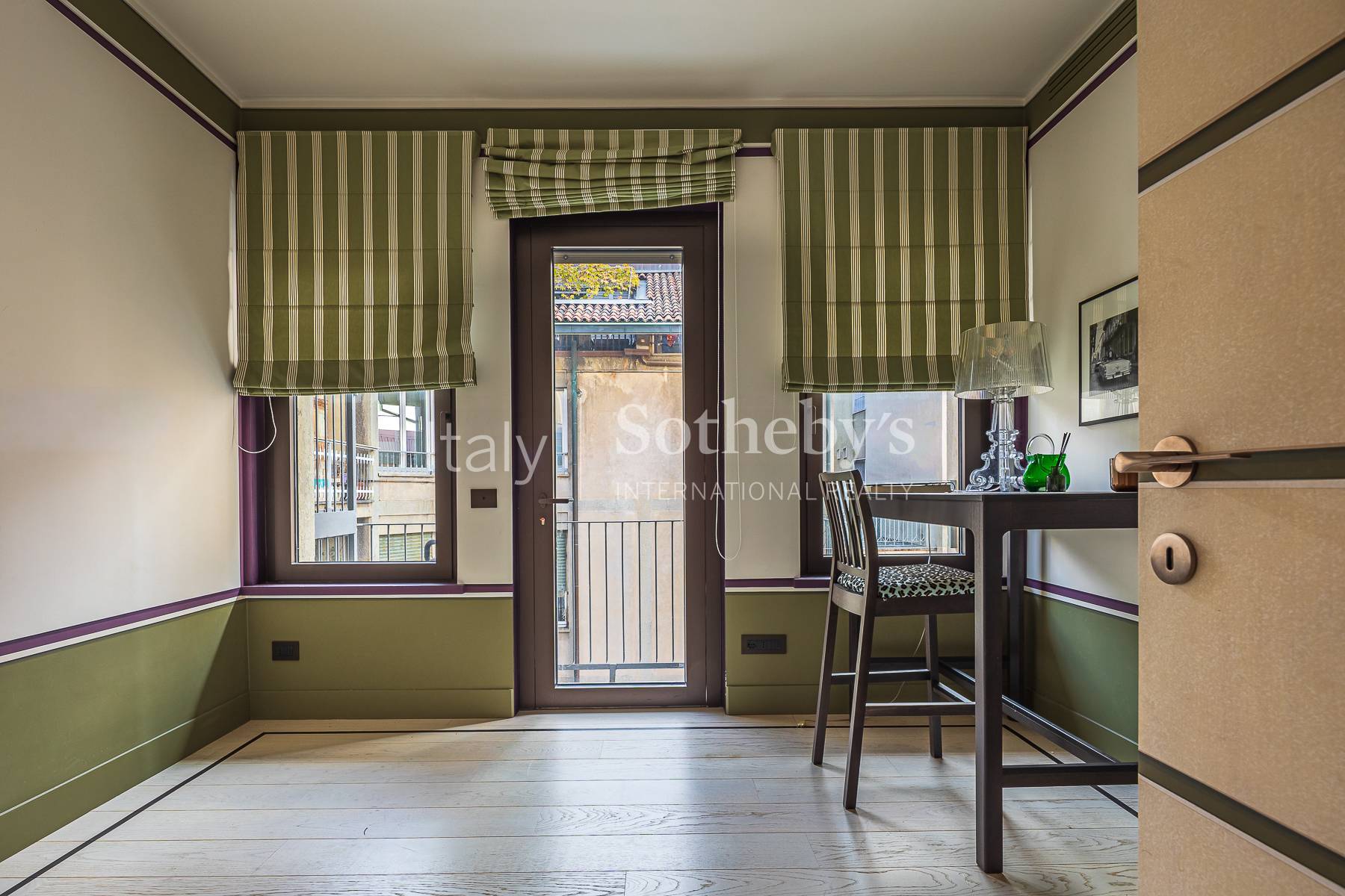  Charming penthouse in Magenta district - 物件實景
