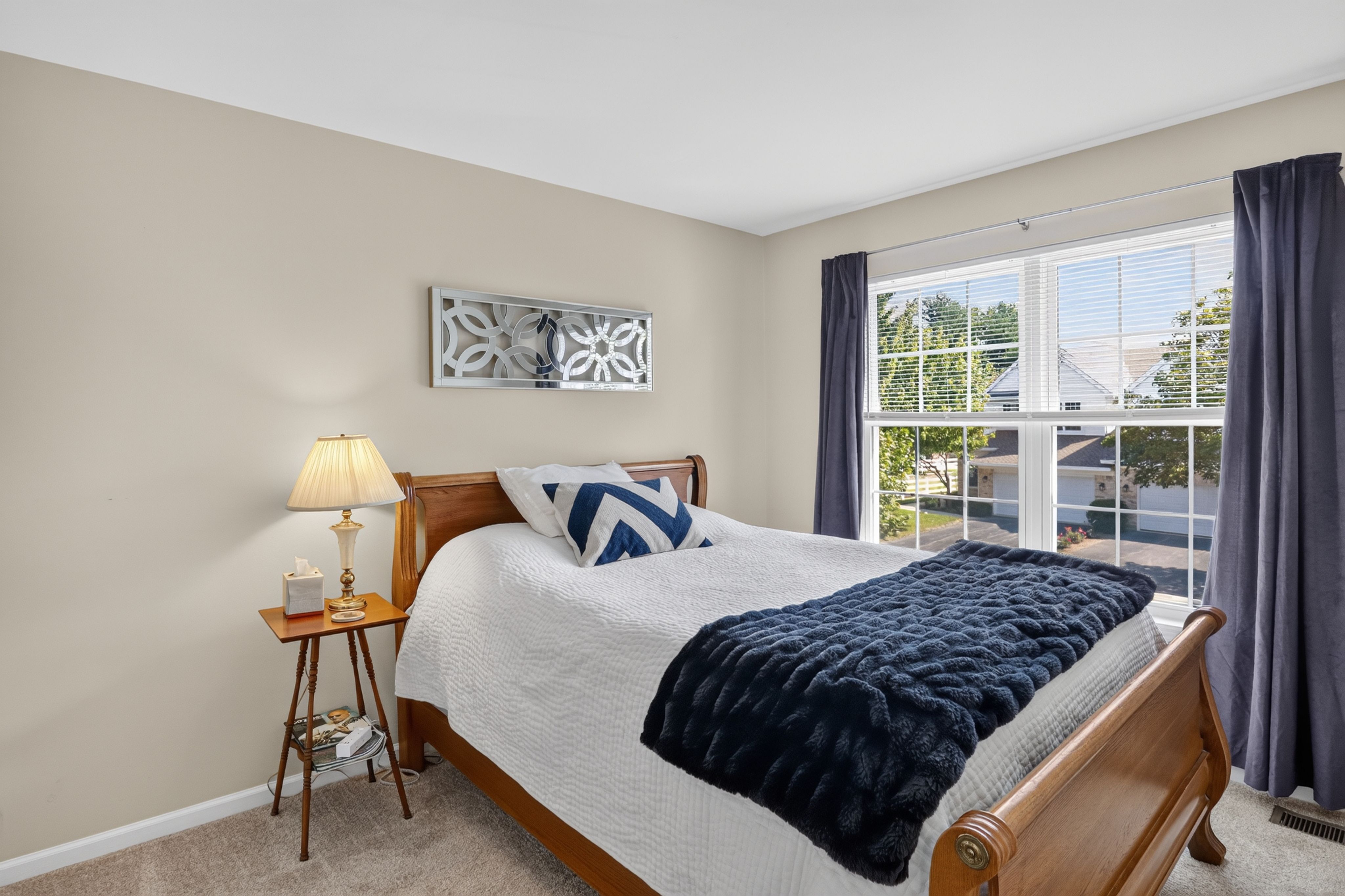  Beautiful Private End-unit Townhome Overlooking a Peaceful Pond - 物件實景
