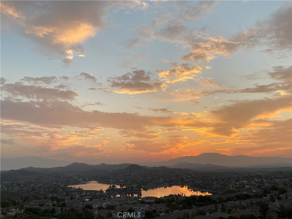 Lake Elsinore, California, 92532, United States, 4 Bedrooms Bedrooms, ,3 BathroomsBathrooms,Residential,For Sale,1988031