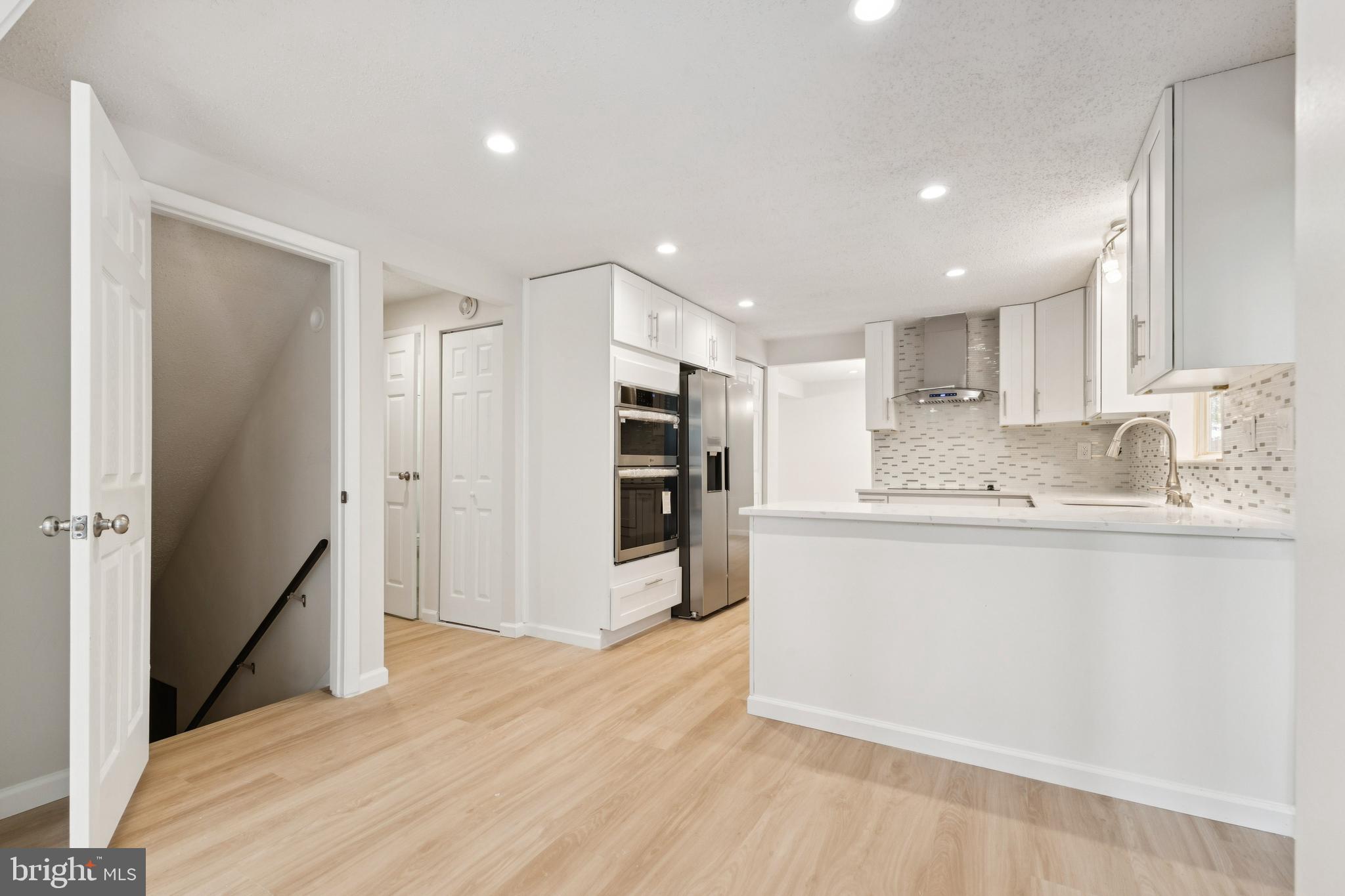 Woodbridge, Virginia, 22192, United States, 4 Bedrooms Bedrooms, ,4 BathroomsBathrooms,Residential,For Sale,1975493