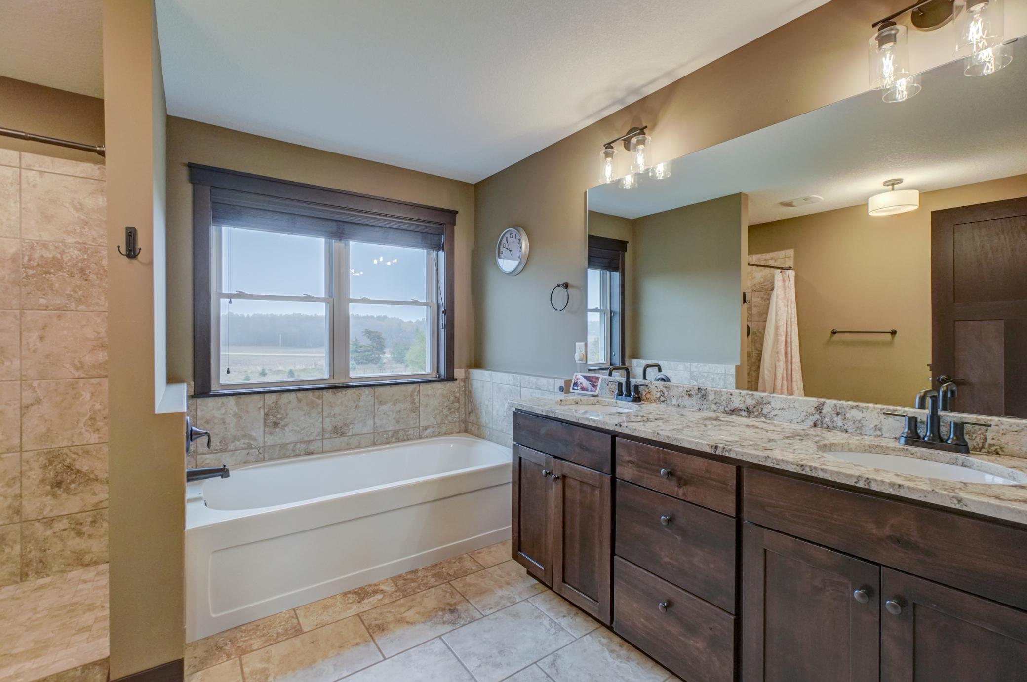 Saint Joseph Twp, Wisconsin, 54017, United States, 4 Bedrooms Bedrooms, ,4 BathroomsBathrooms,Residential,For Sale,1989036