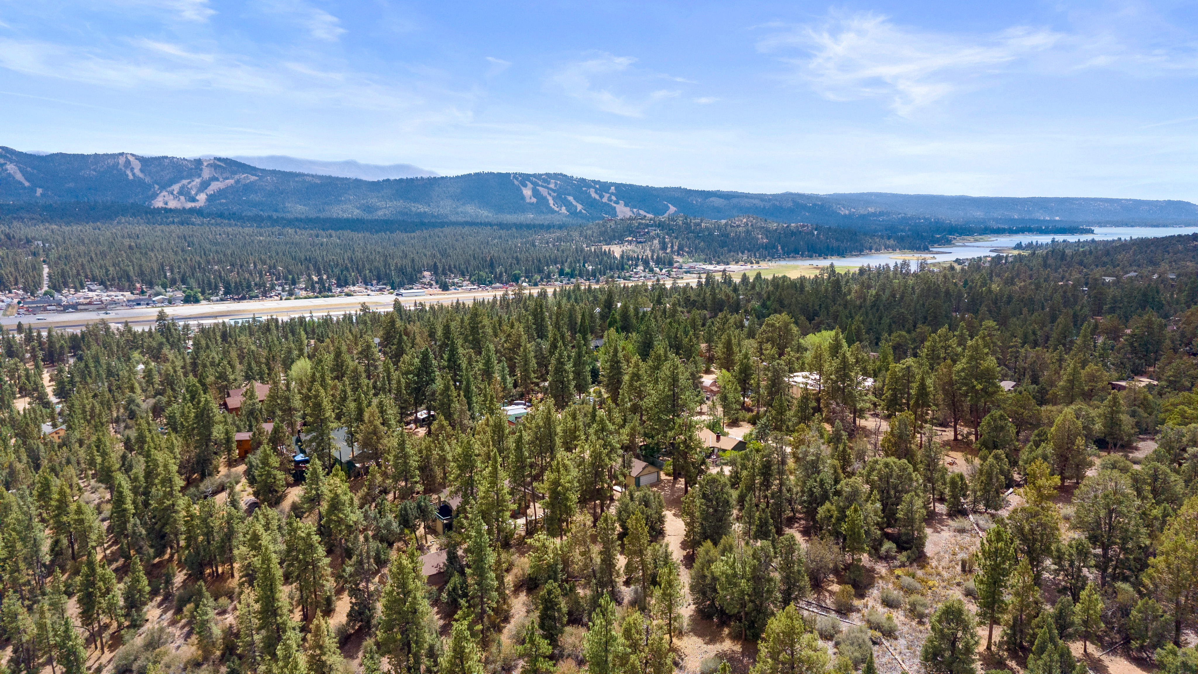  1172 Mound Street, Big Bear City, CA 92314 - 物件實景