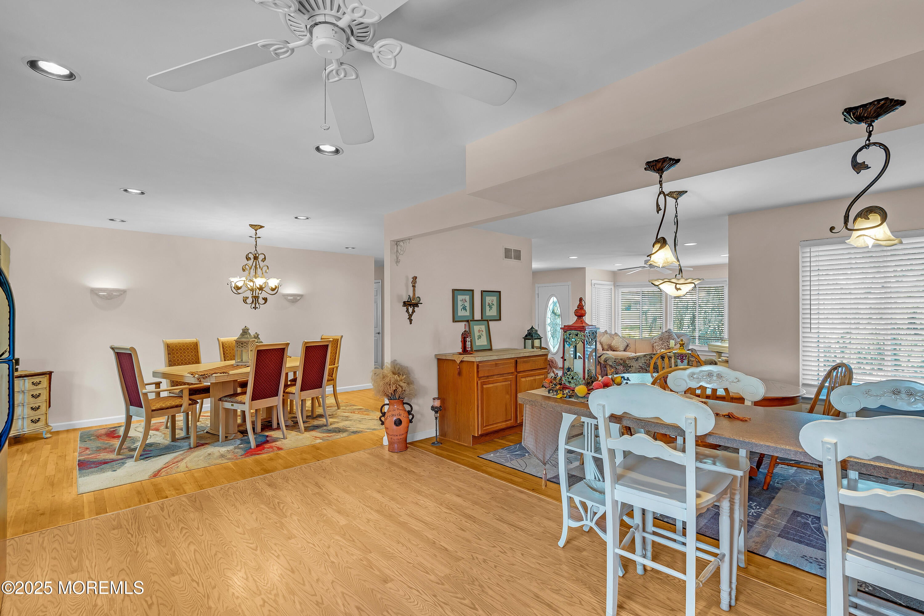 Toms River, New Jersey, 08753, United States, 3 Bedrooms Bedrooms, ,2 BathroomsBathrooms,Residential,For Sale,1981635