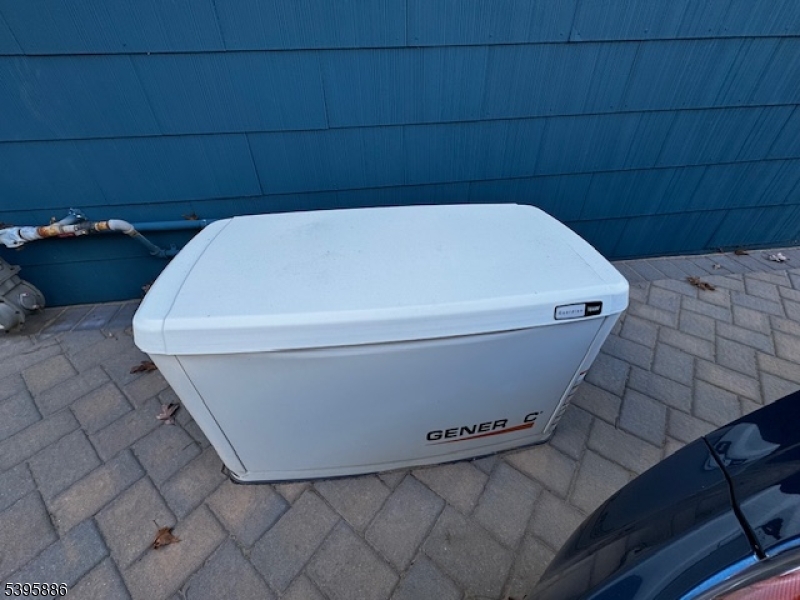 Mount Olive Twp., New Jersey, 07836, United States, 4 Bedrooms Bedrooms, ,2 BathroomsBathrooms,Residential,For Sale,1987785