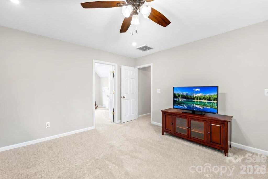 Huntersville, North Carolina, 28078, United States, 4 Bedrooms Bedrooms, ,3 BathroomsBathrooms,Residential,For Sale,2035825