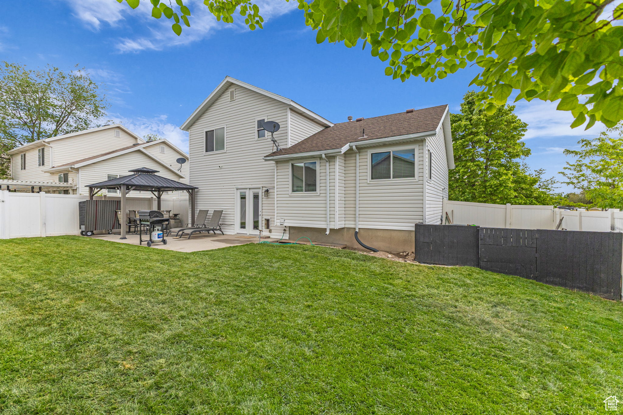 Salt Lake City, Utah, 84118, United States, 4 Bedrooms Bedrooms, ,2 BathroomsBathrooms,Residential,For Sale,1818748