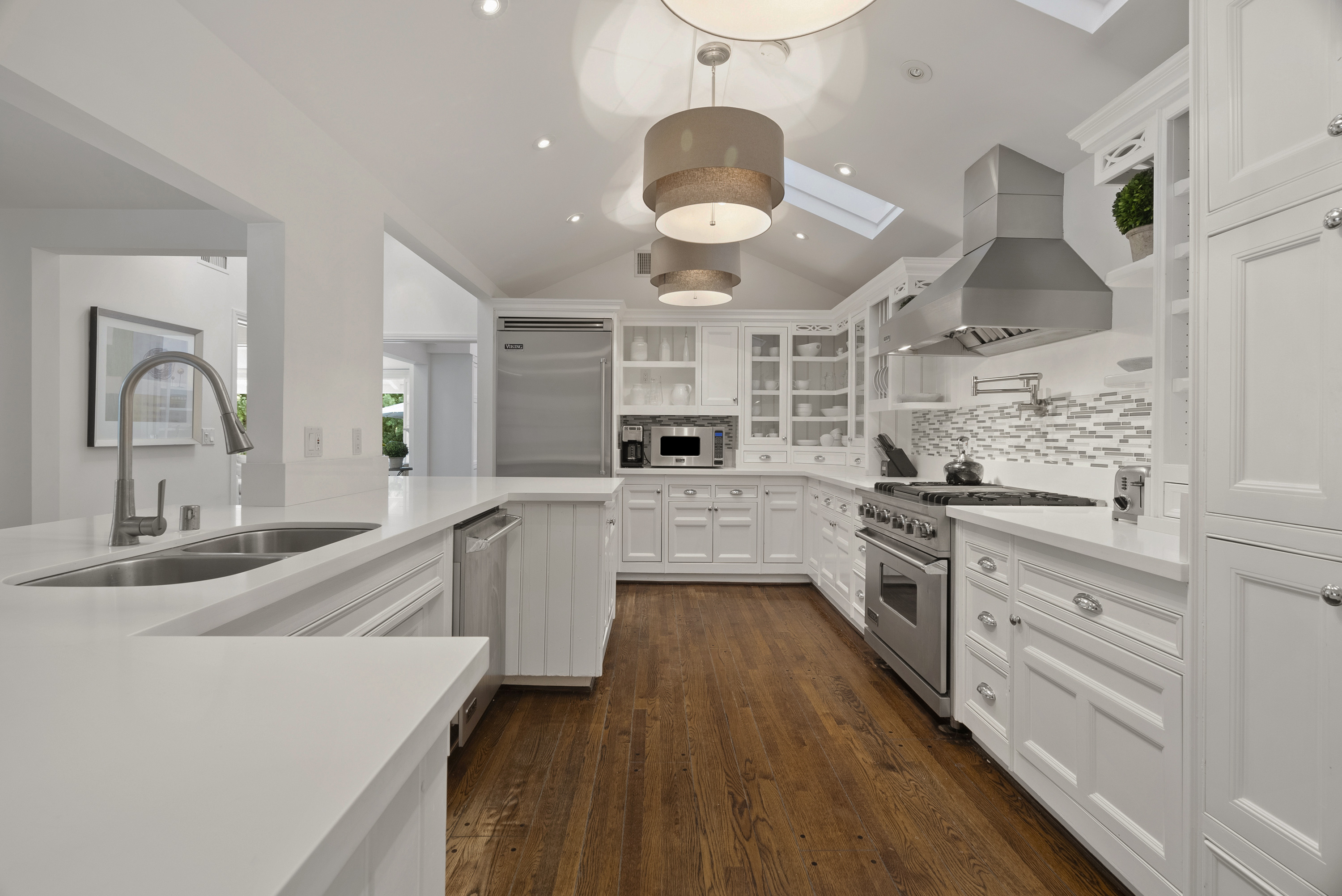  2761 Hutton Dr - 物件實景