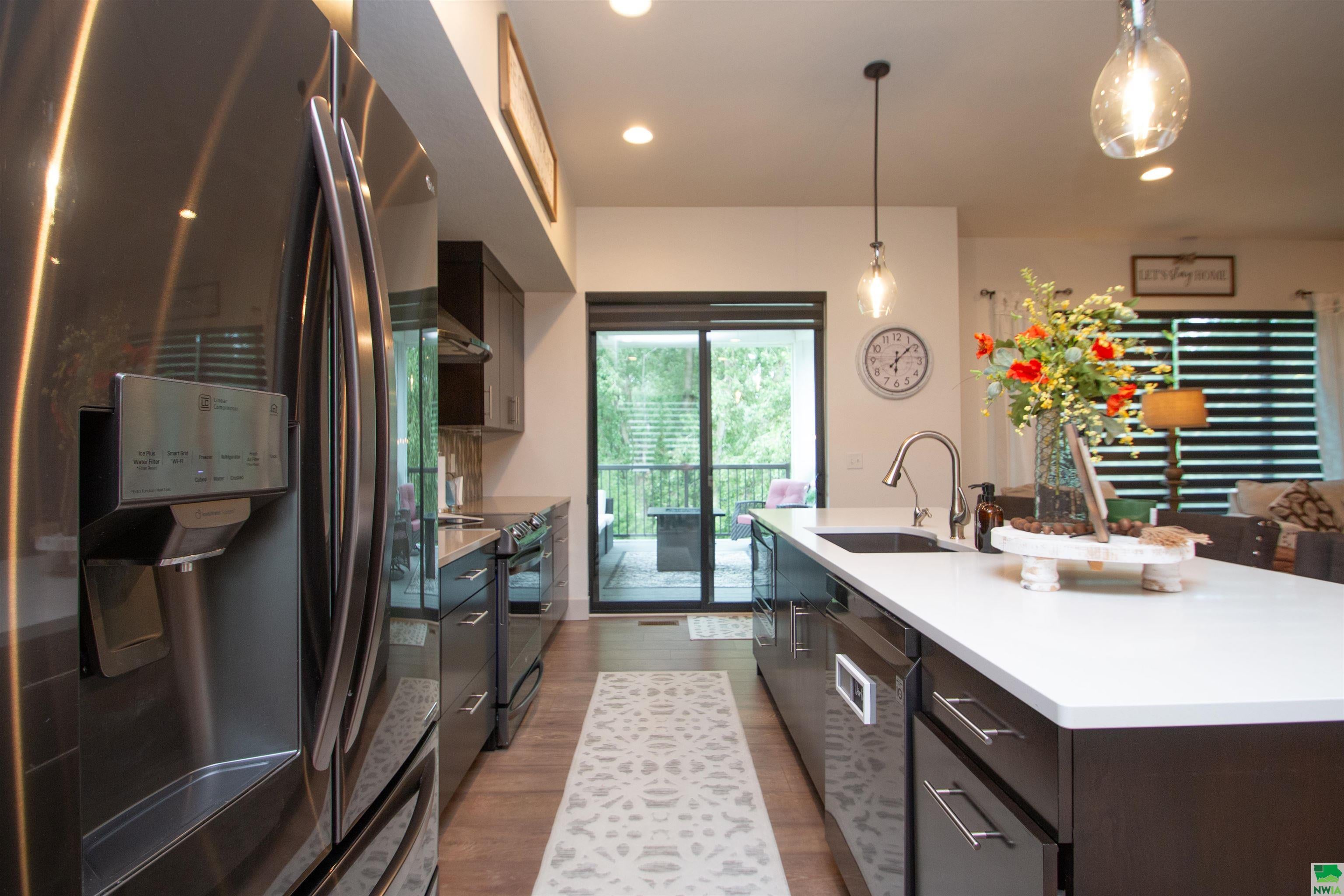 Dakota Dunes, South Dakota, 57049, United States, 3 Bedrooms Bedrooms, ,3 BathroomsBathrooms,Residential,For Sale,1984312