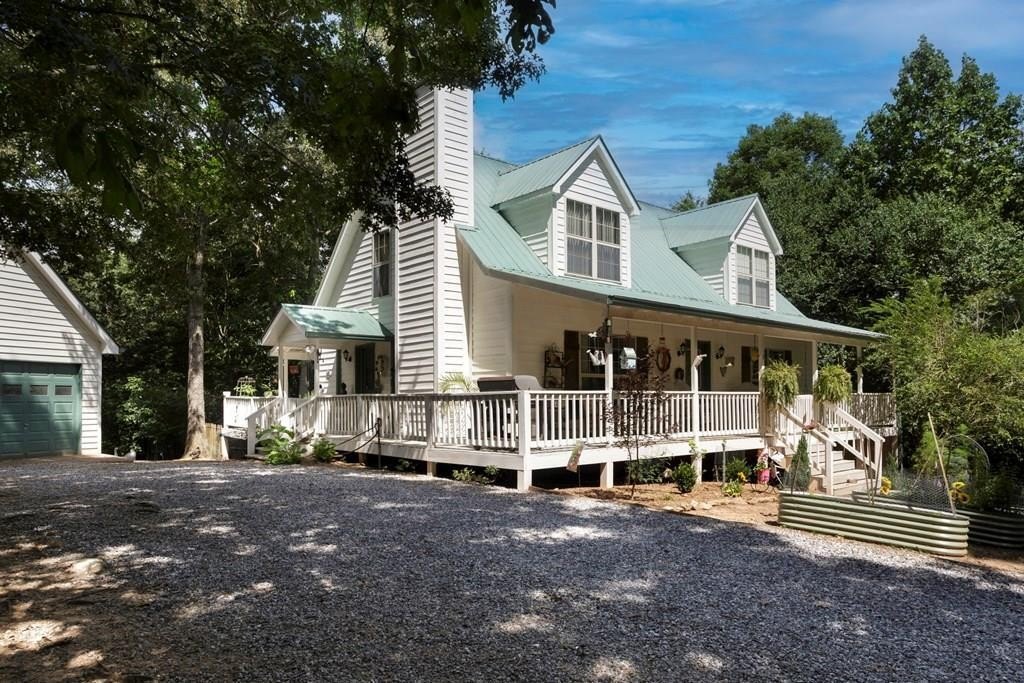 Blairsville, Georgia, 30512, United States, 3 Bedrooms Bedrooms, ,3 BathroomsBathrooms,Residential,For Sale,1889630
