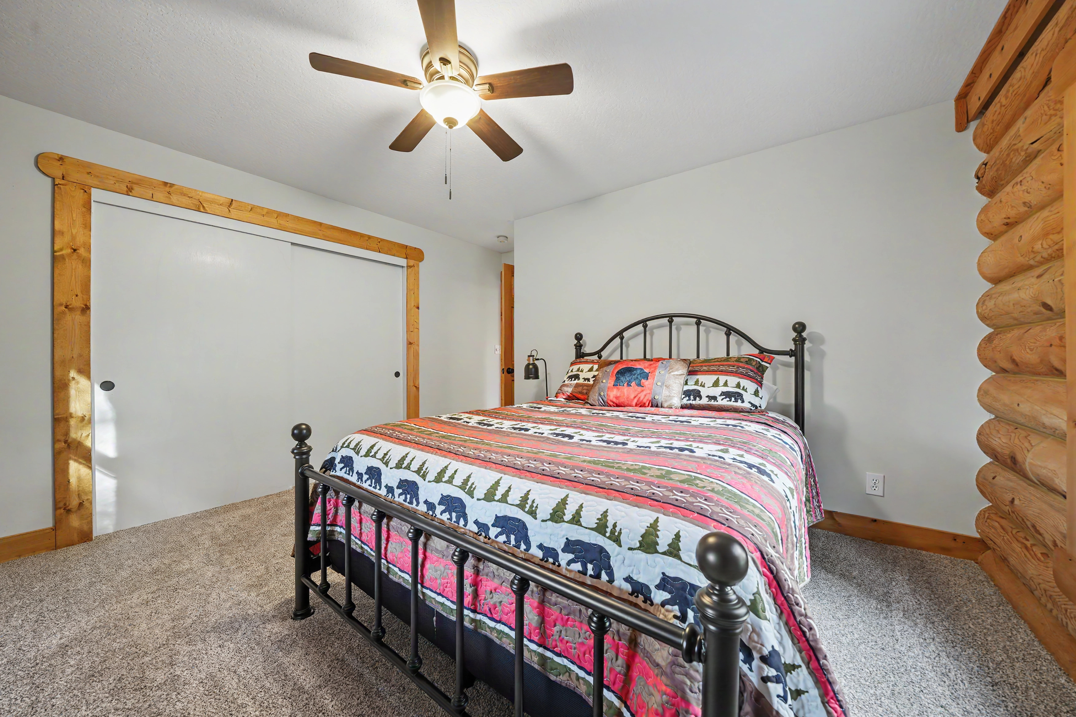  211 Fox Road, Glencoe, CA 95232 - 物件實景