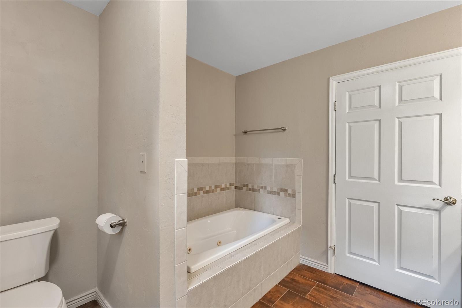Larkspur, Colorado, 80118, United States, 4 Bedrooms Bedrooms, ,Residential,For Sale,1921196