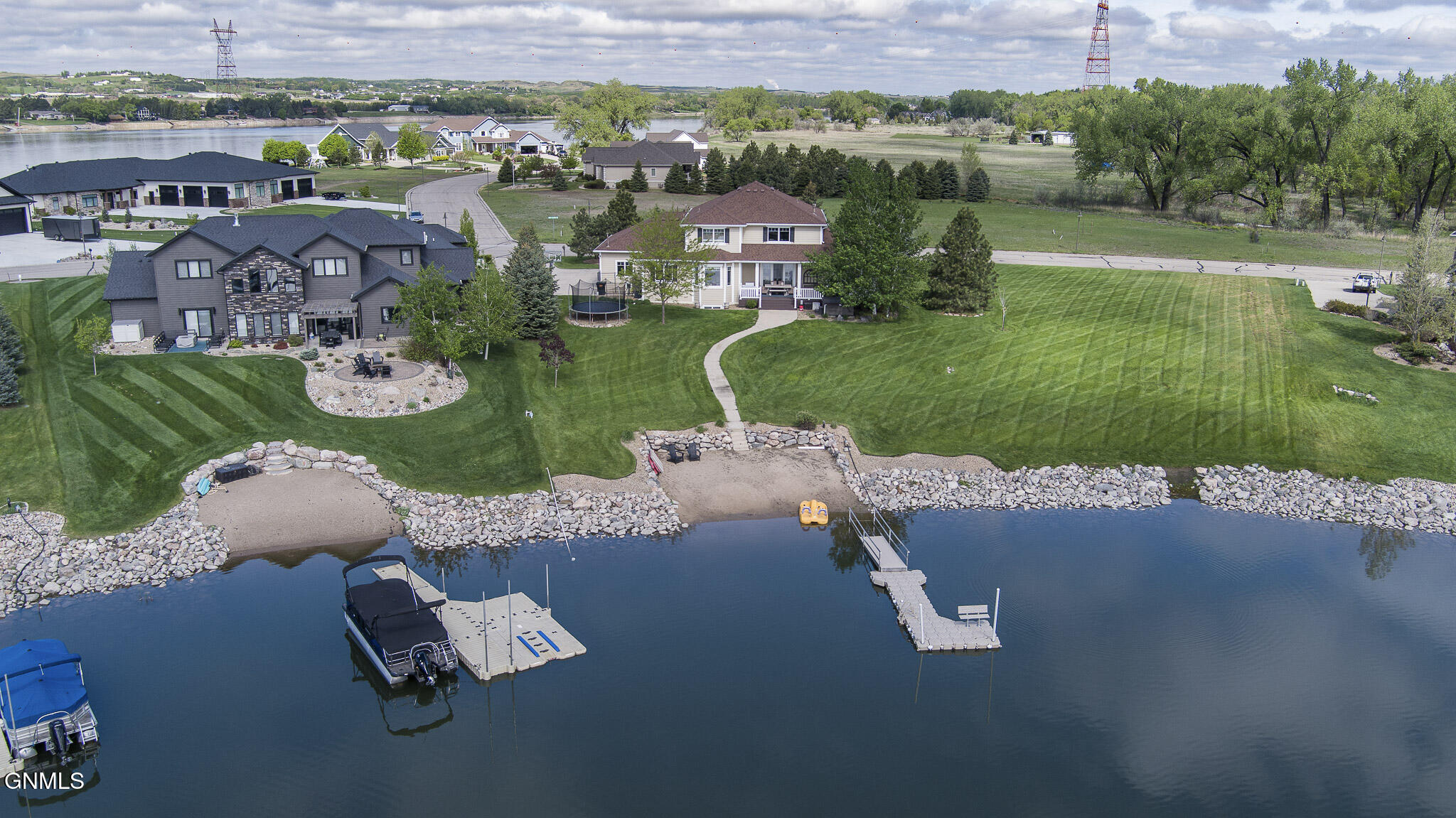 Bismarck, North Dakota, 58503, United States, 6 Bedrooms Bedrooms, ,5 BathroomsBathrooms,Residential,For Sale,1980273