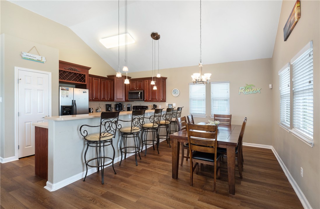 Port Aransas, Texas, 78373, United States, 4 Bedrooms Bedrooms, ,3 BathroomsBathrooms,Residential,For Sale,1829180