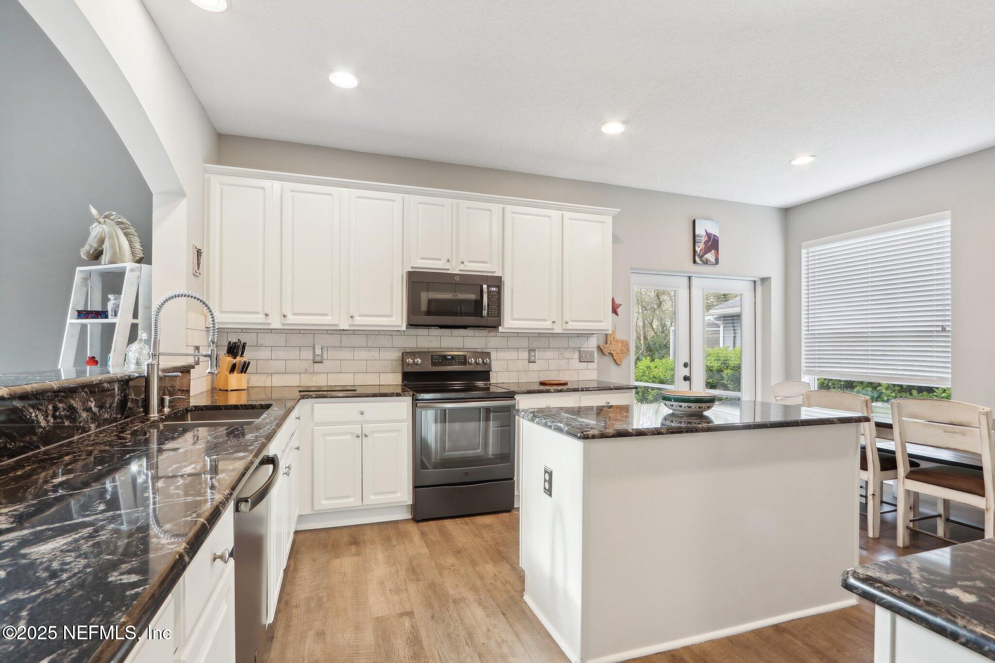 Ponte Vedra Beach, Florida, 32082, United States, 5 Bedrooms Bedrooms, ,4 BathroomsBathrooms,Residential,For Sale,1901610