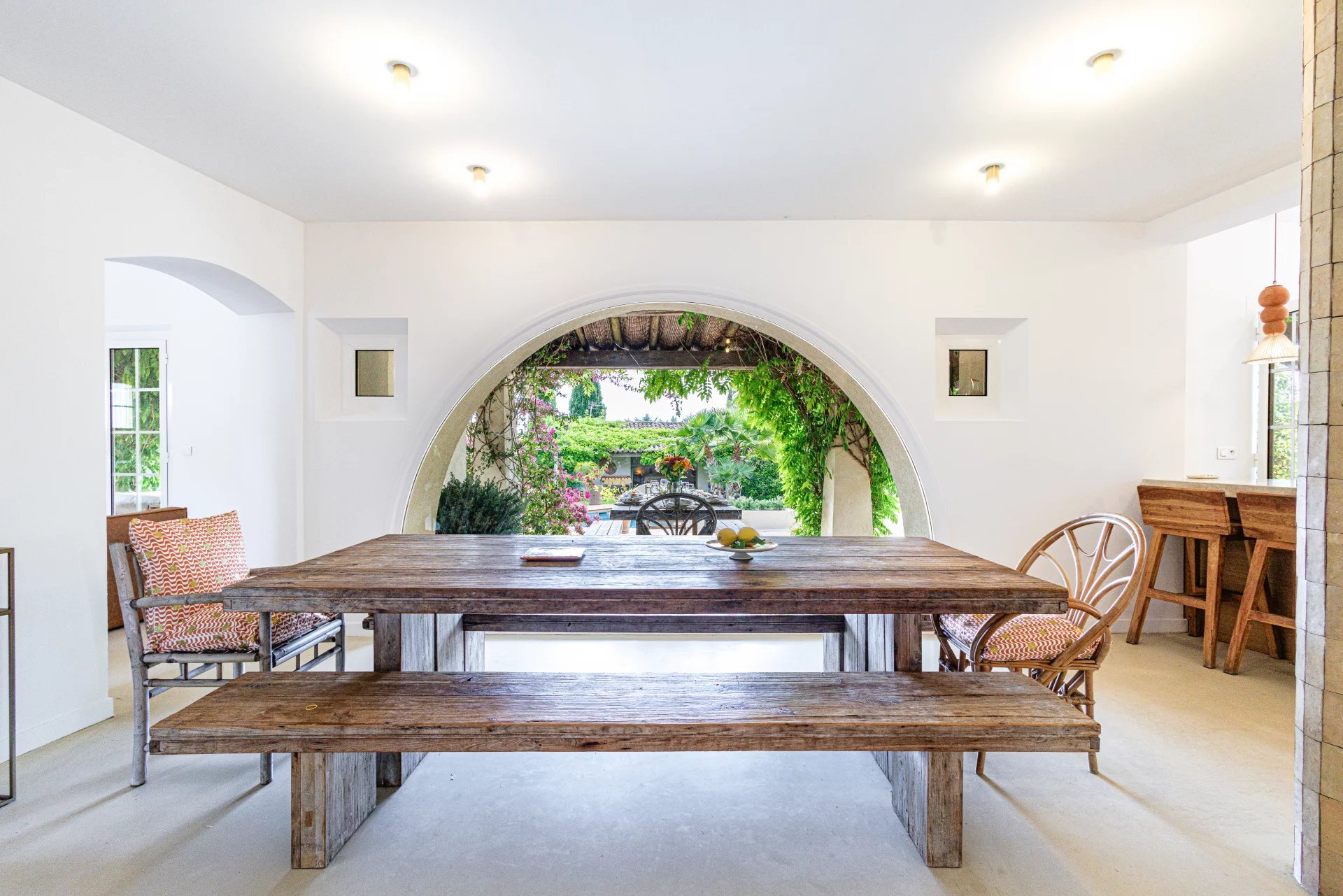 Saint-Paul-de-Vence, Provence-Alpes-Côte d’Azur, 06570, FR, 5 Bedrooms Bedrooms, ,Residential,For Sale,1821120